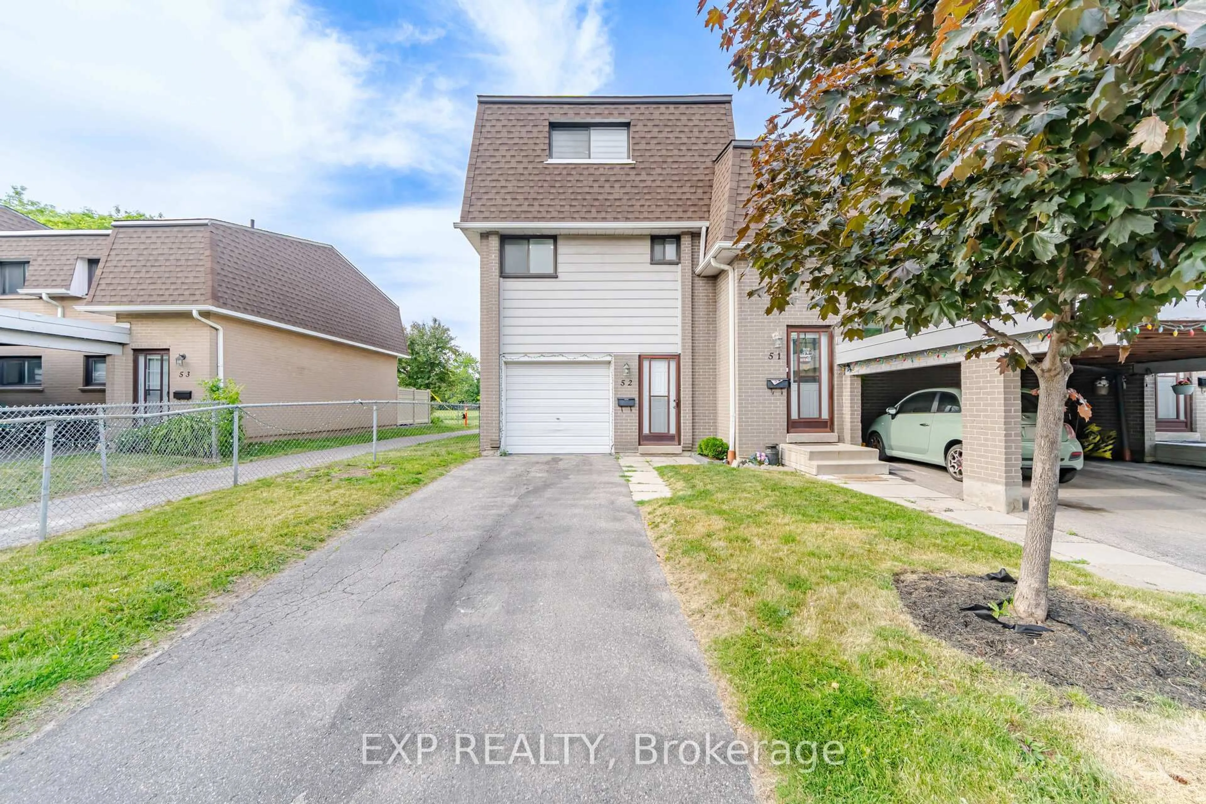 A pic from outside/outdoor area/front of a property/back of a property/a pic from drone, street for 475 Bramalea Rd #52, Brampton Ontario L2T 2X2