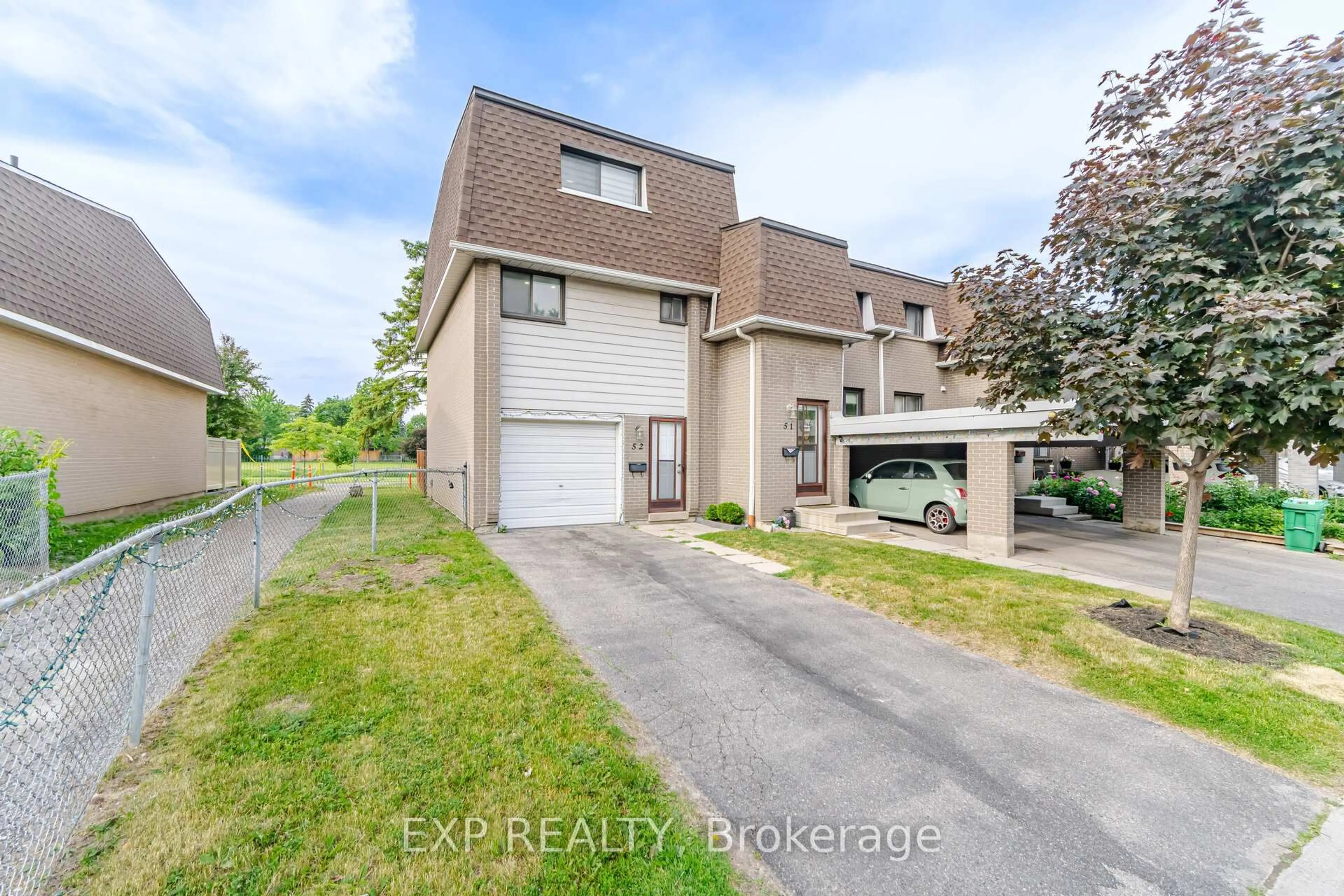 A pic from outside/outdoor area/front of a property/back of a property/a pic from drone, street for 475 Bramalea Rd #52, Brampton Ontario L2T 2X2
