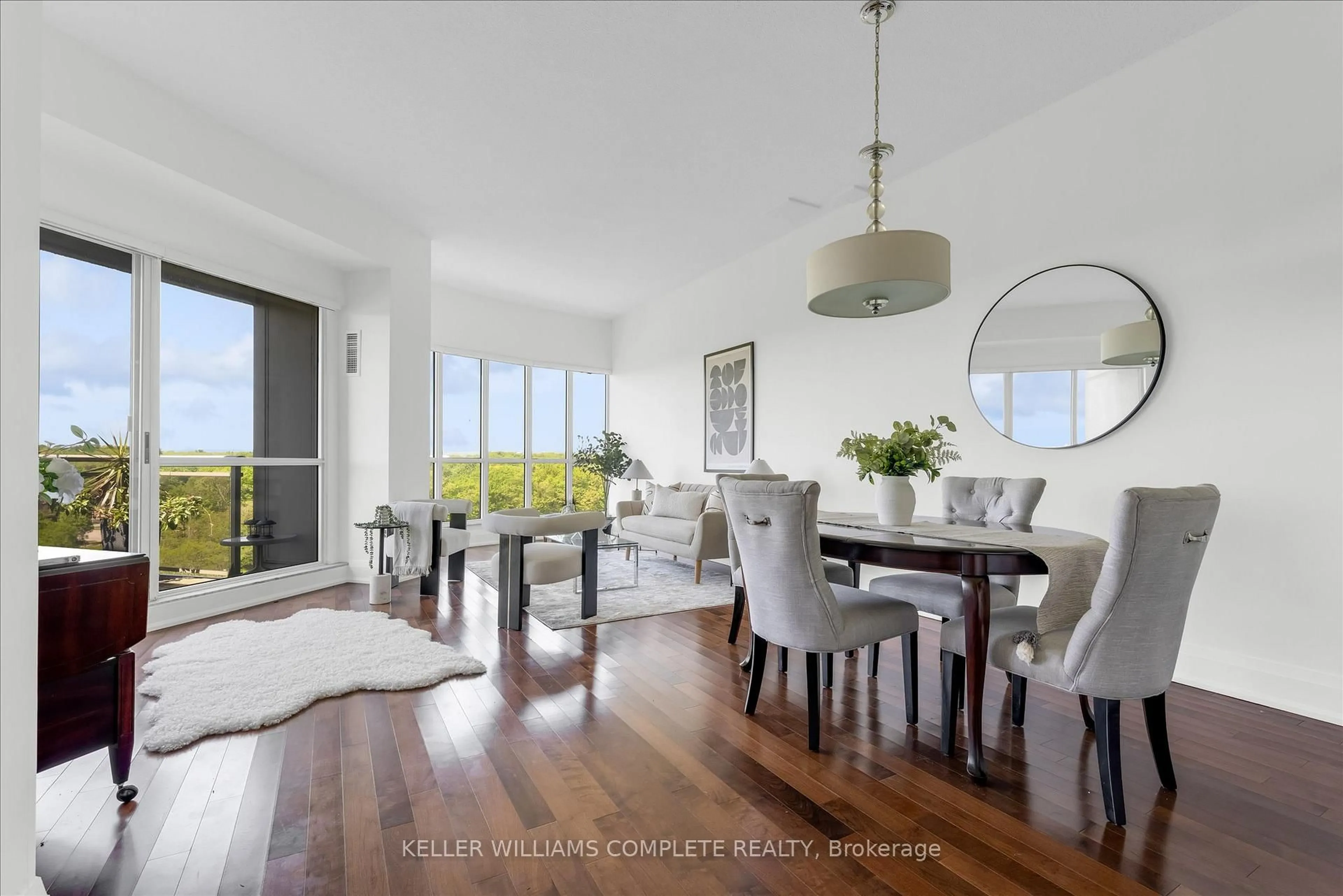 Dining room, unknown for 2511 LAKESHORE Rd #811, Oakville Ontario L6L 6L9