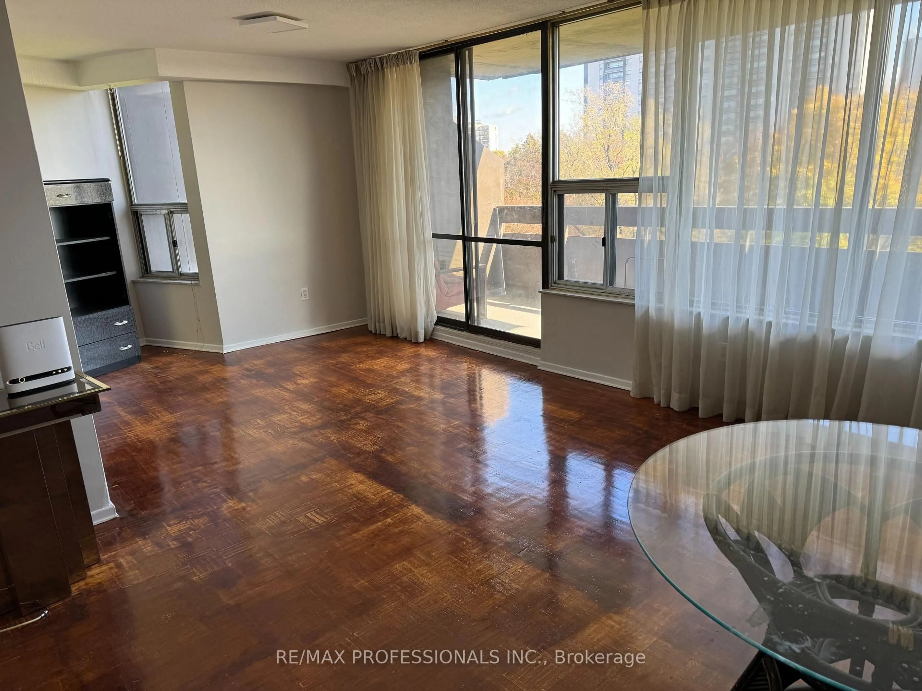 A pic of a room for 11 Wincott Dr #602, Toronto Ontario M9R 2R9