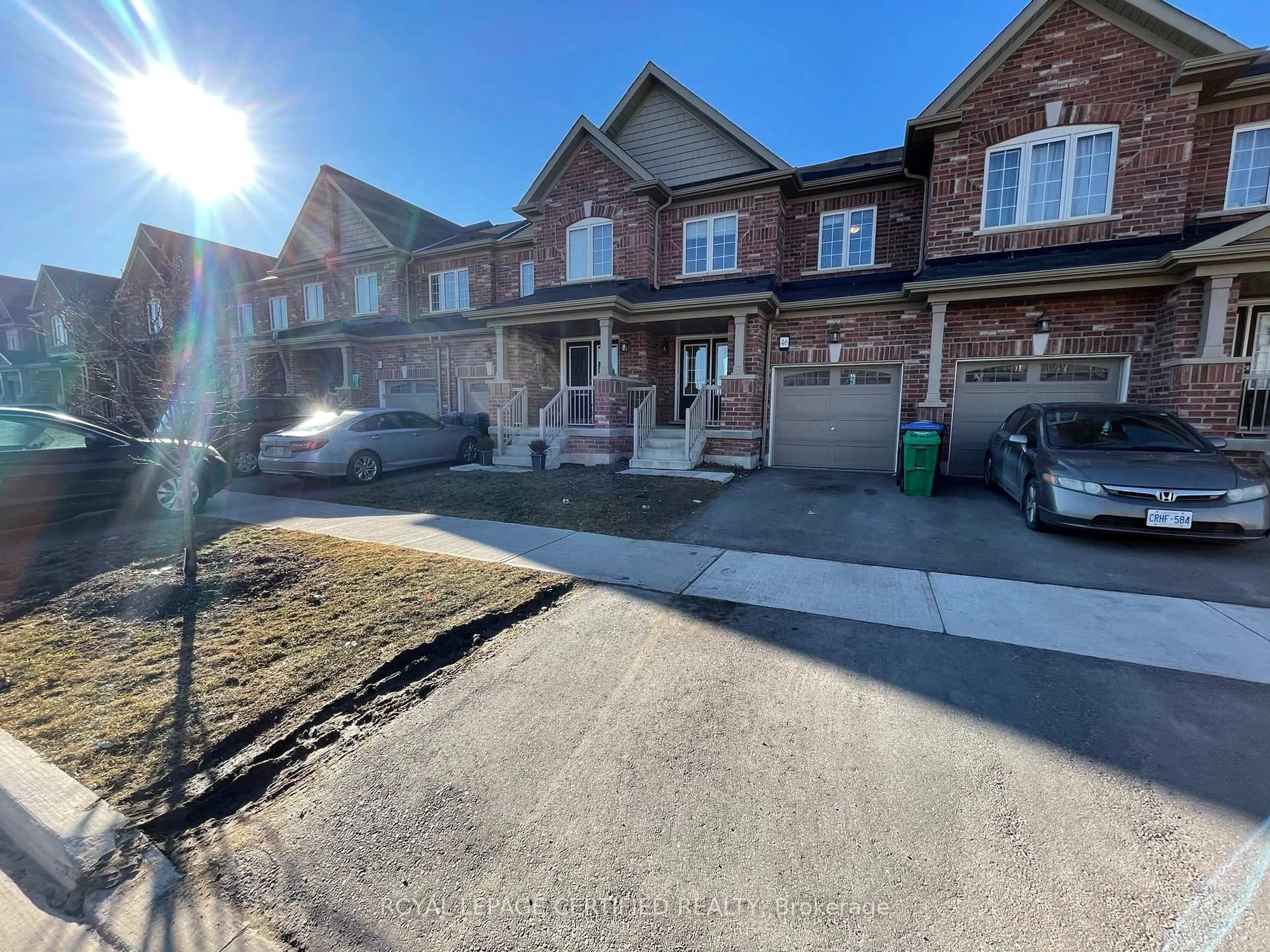 A pic from outside/outdoor area/front of a property/back of a property/a pic from drone, street for 46 Golden Springs Dr, Brampton Ontario L7A 4N5