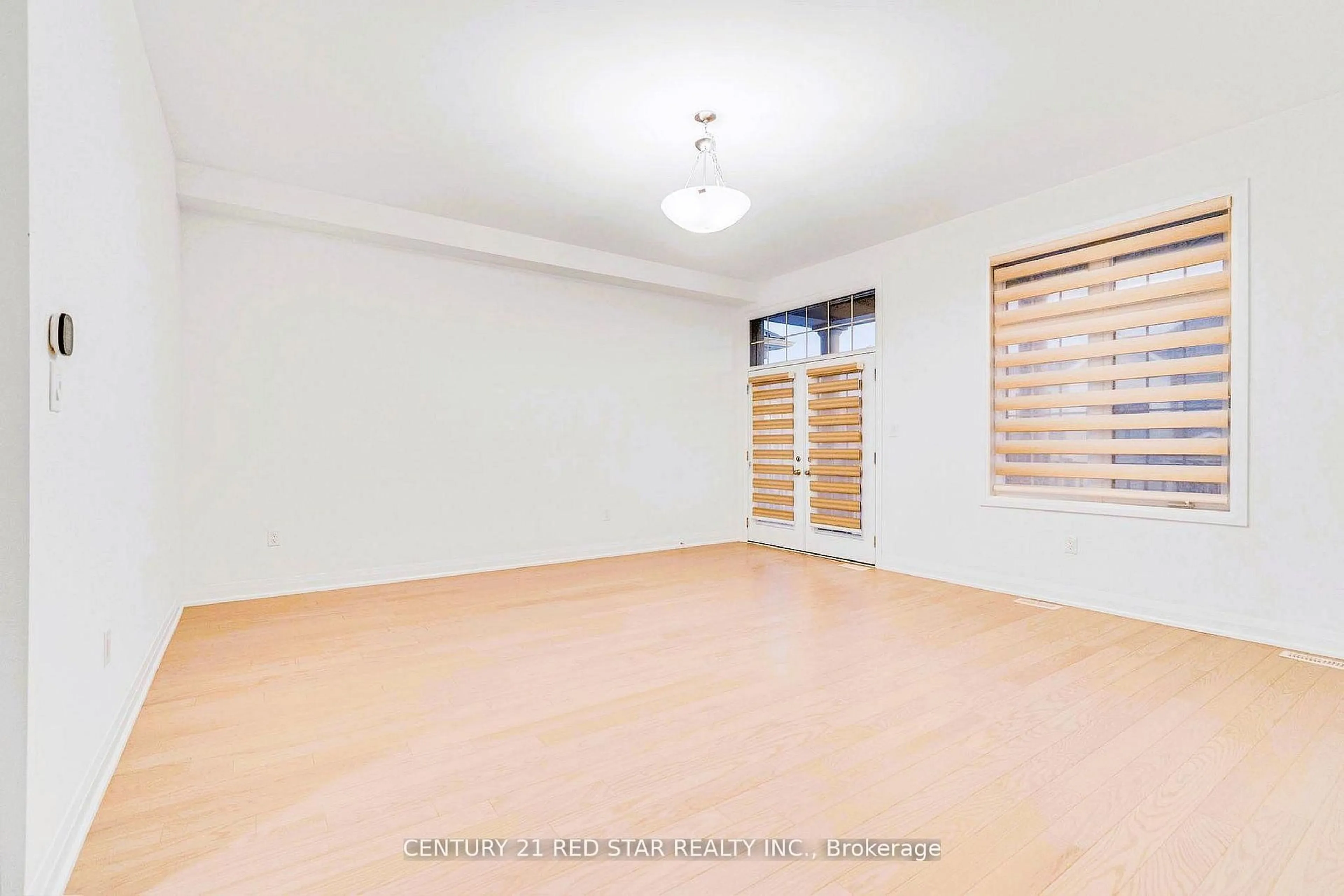 A pic of a room for 3251 Harasym Tr, Oakville Ontario L6M 5N6