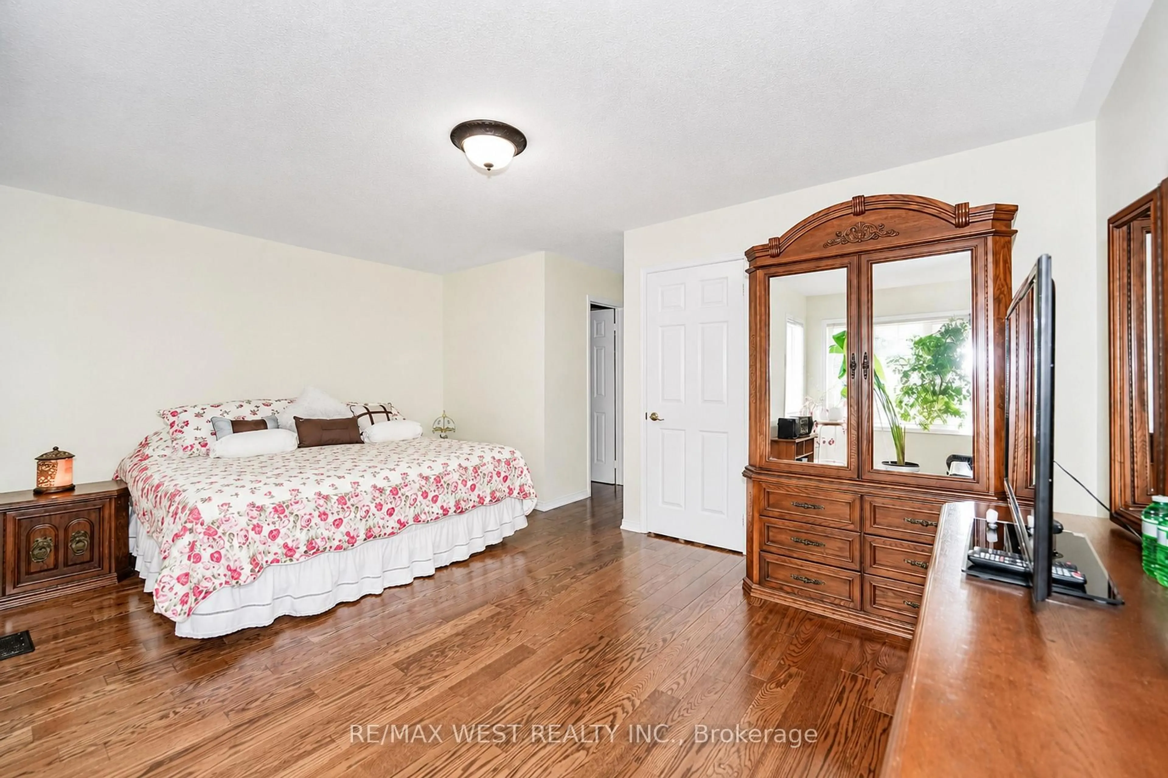 A pic of a room for 77 Norman Wesley Way #70, Toronto Ontario M3M 3H3