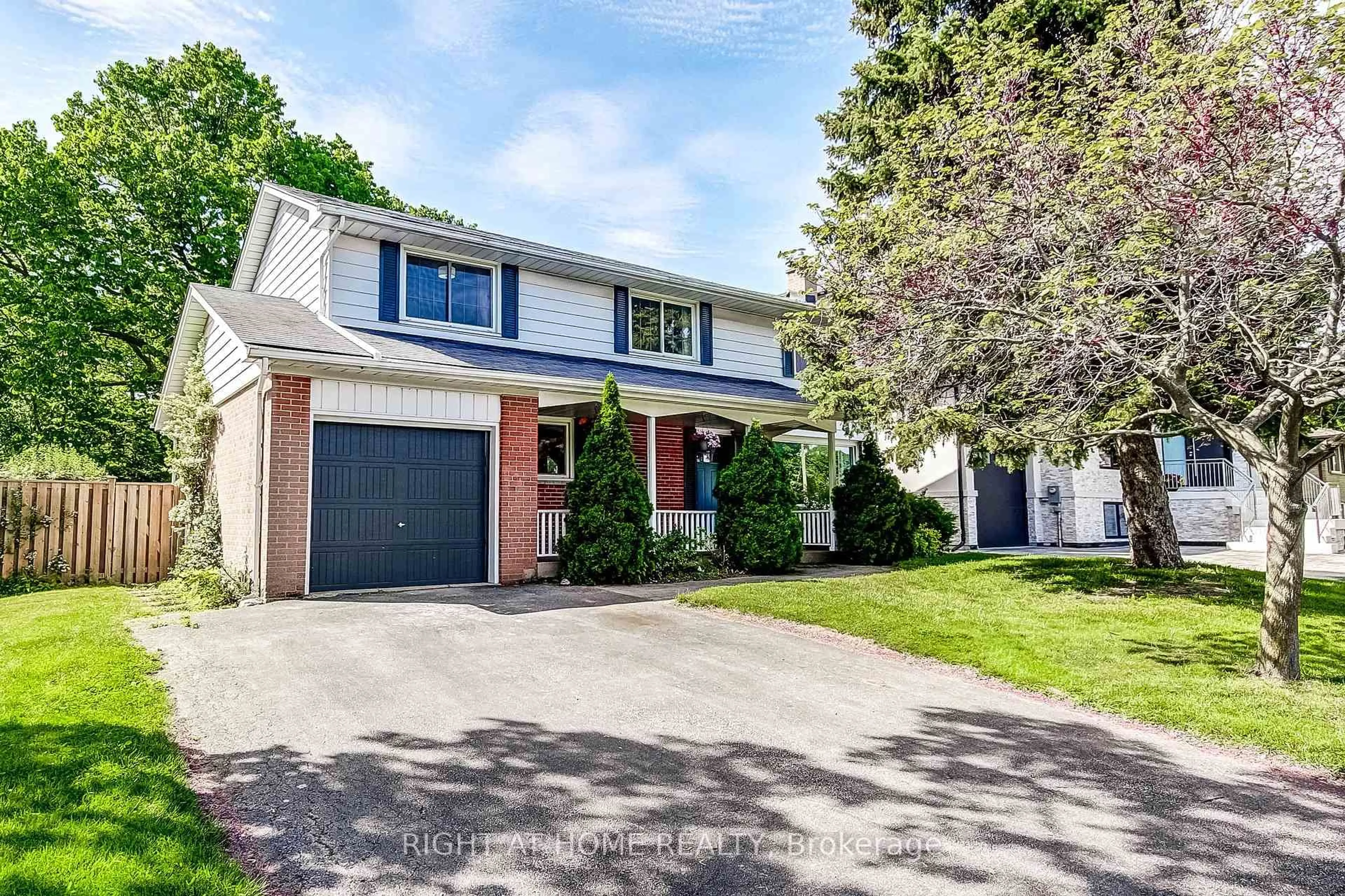 Home with brick exterior material, street for 75 Ridge Dr, Oakville Ontario L6H 1B7