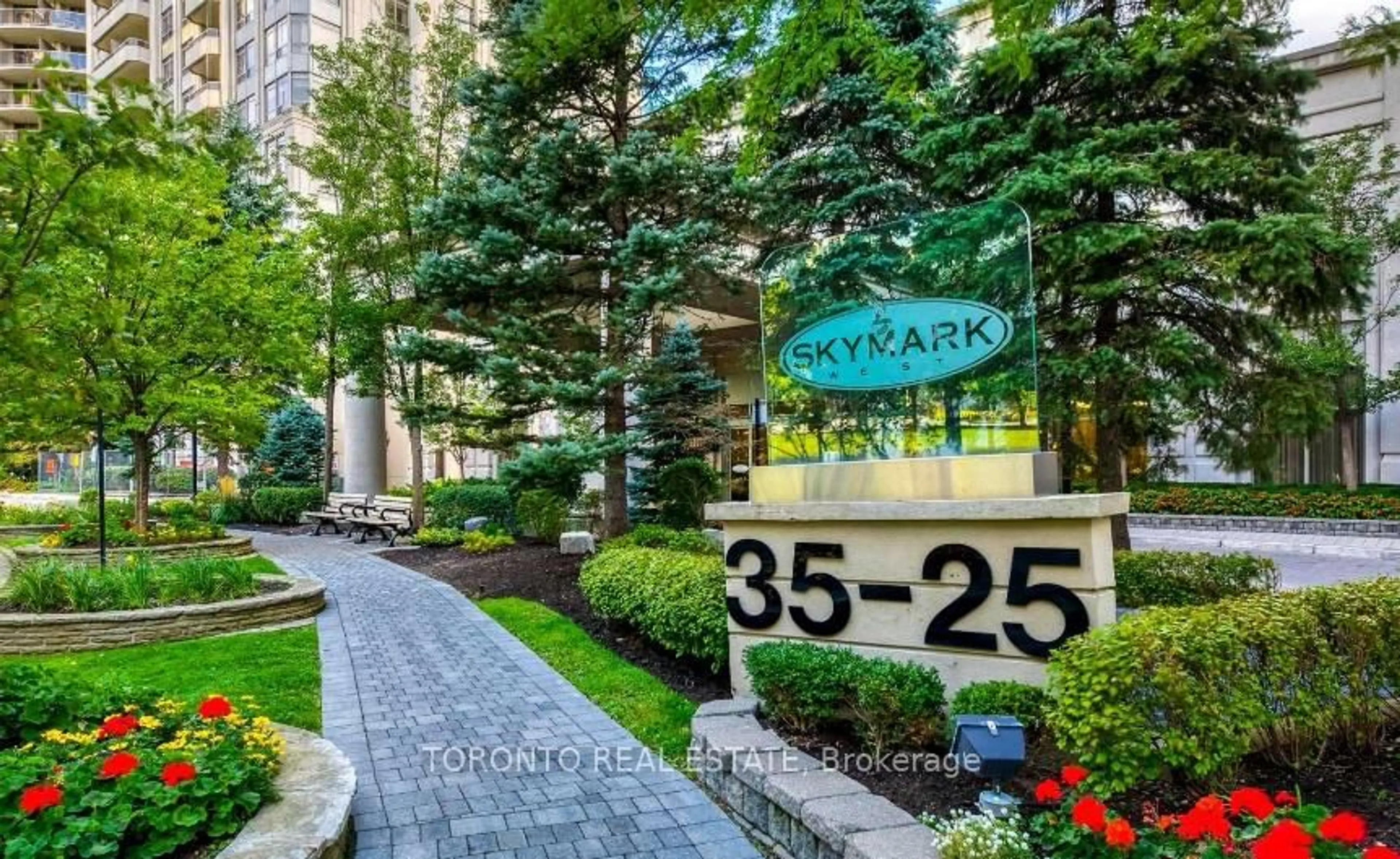 Unknown for 35 Kingsbridge Garden Circ #110, Mississauga Ontario L5R 3Z5