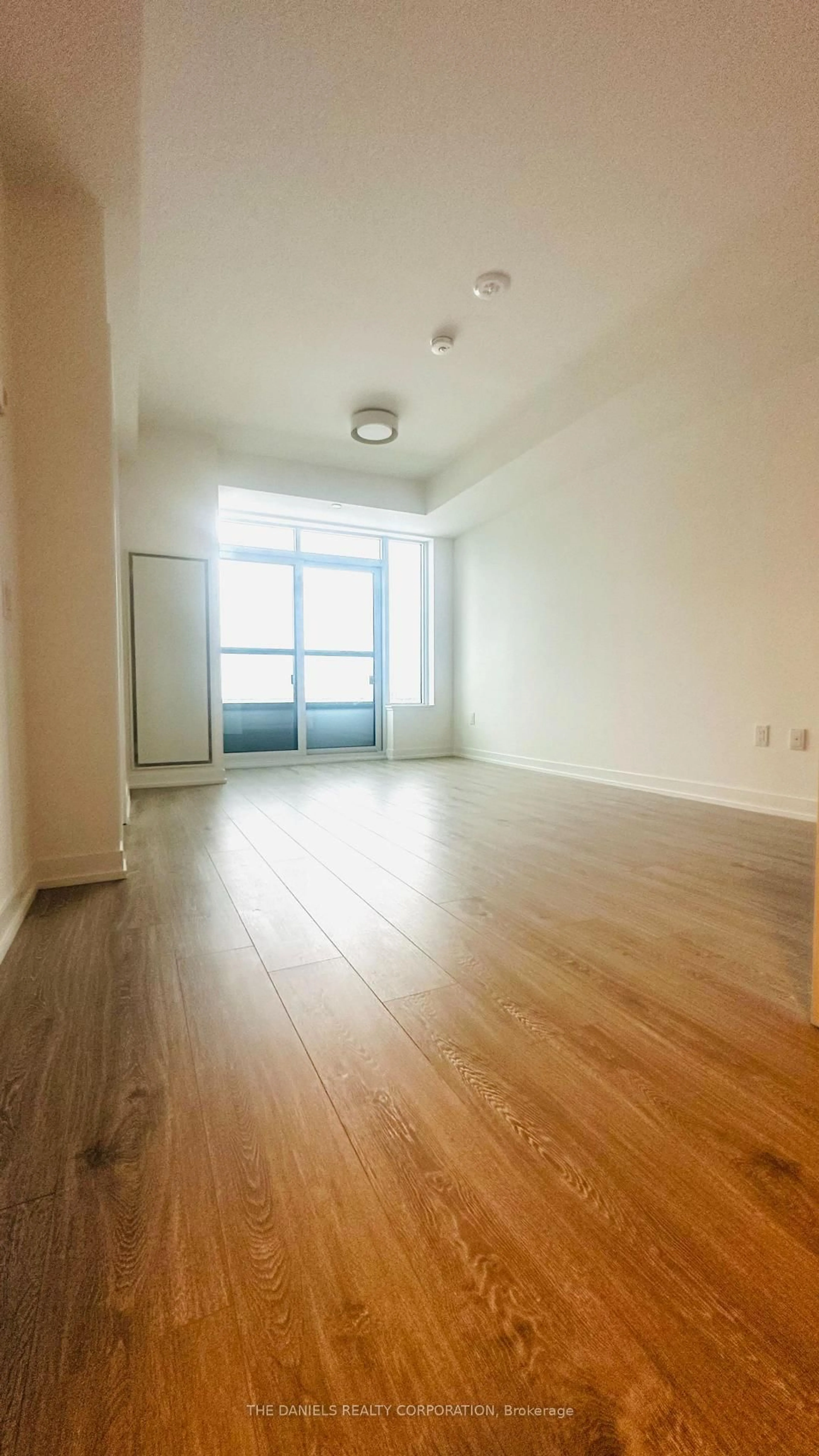 A pic of a room for 2485 Eglinton Ave #1518, Mississauga Ontario L5M 2T1