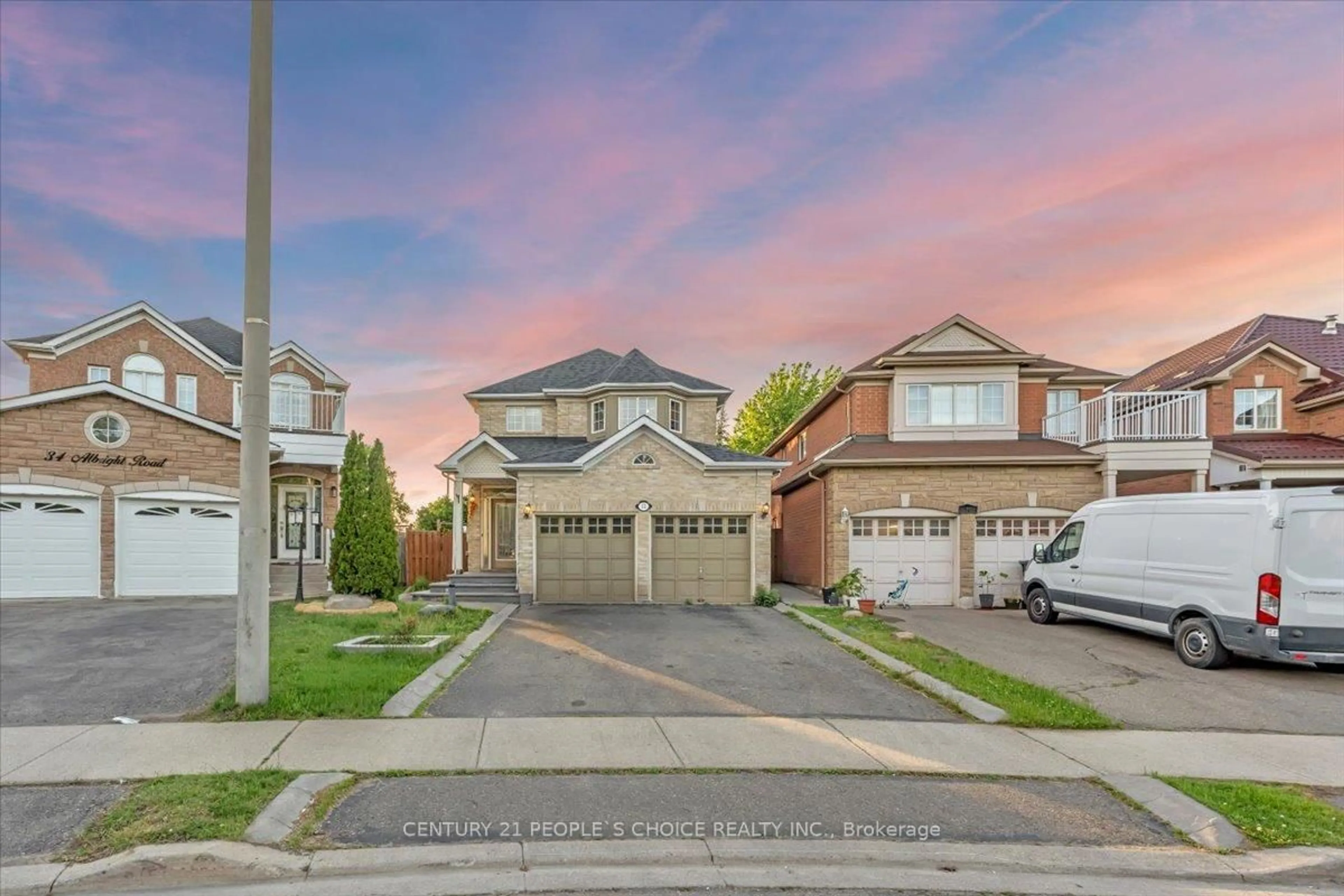 Unknown for 32 Albright Rd, Brampton Ontario L6X 5C8