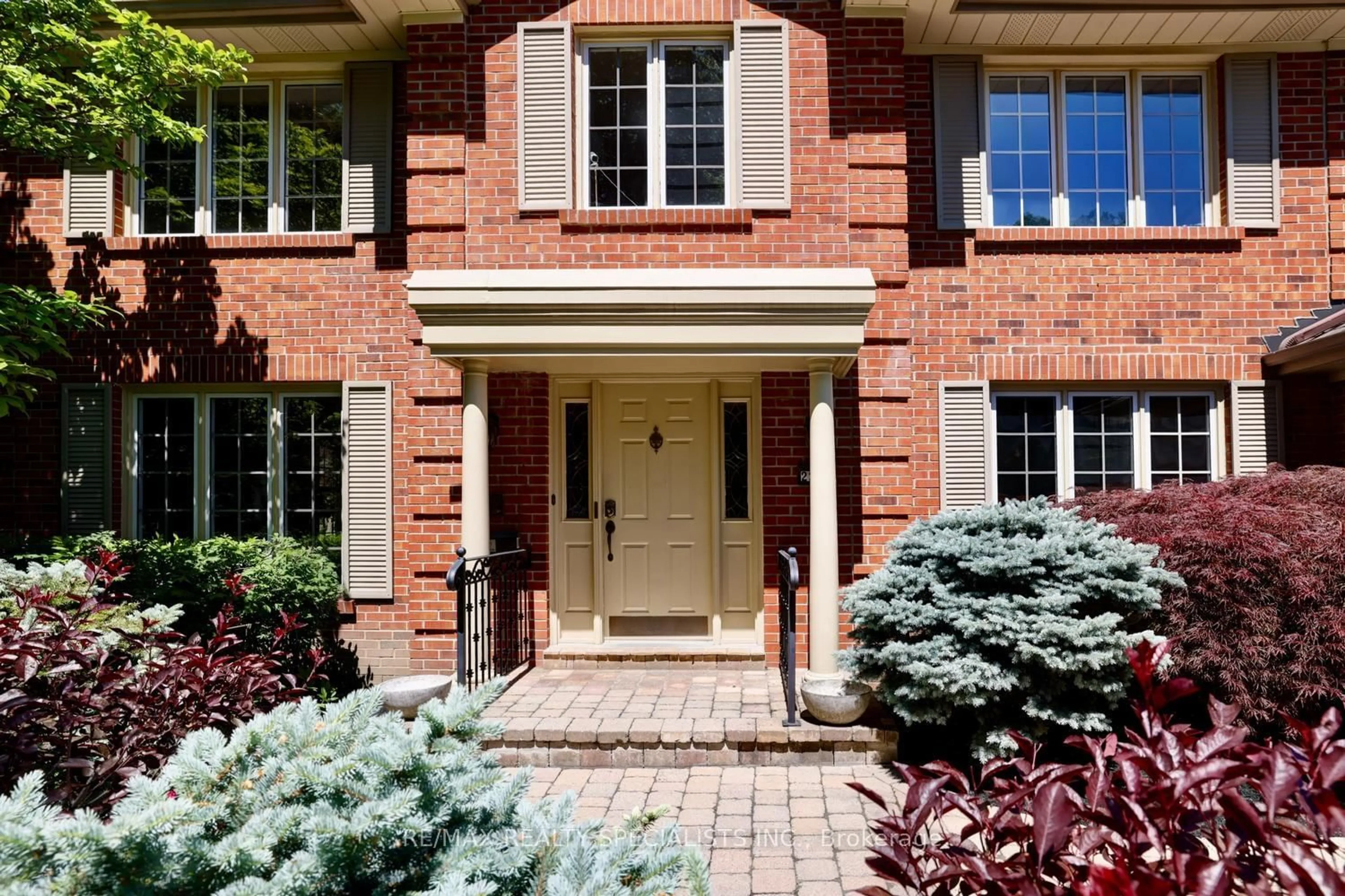 Home with brick exterior material, street for 2240 Prince John Blvd, Mississauga Ontario L5K 2E9