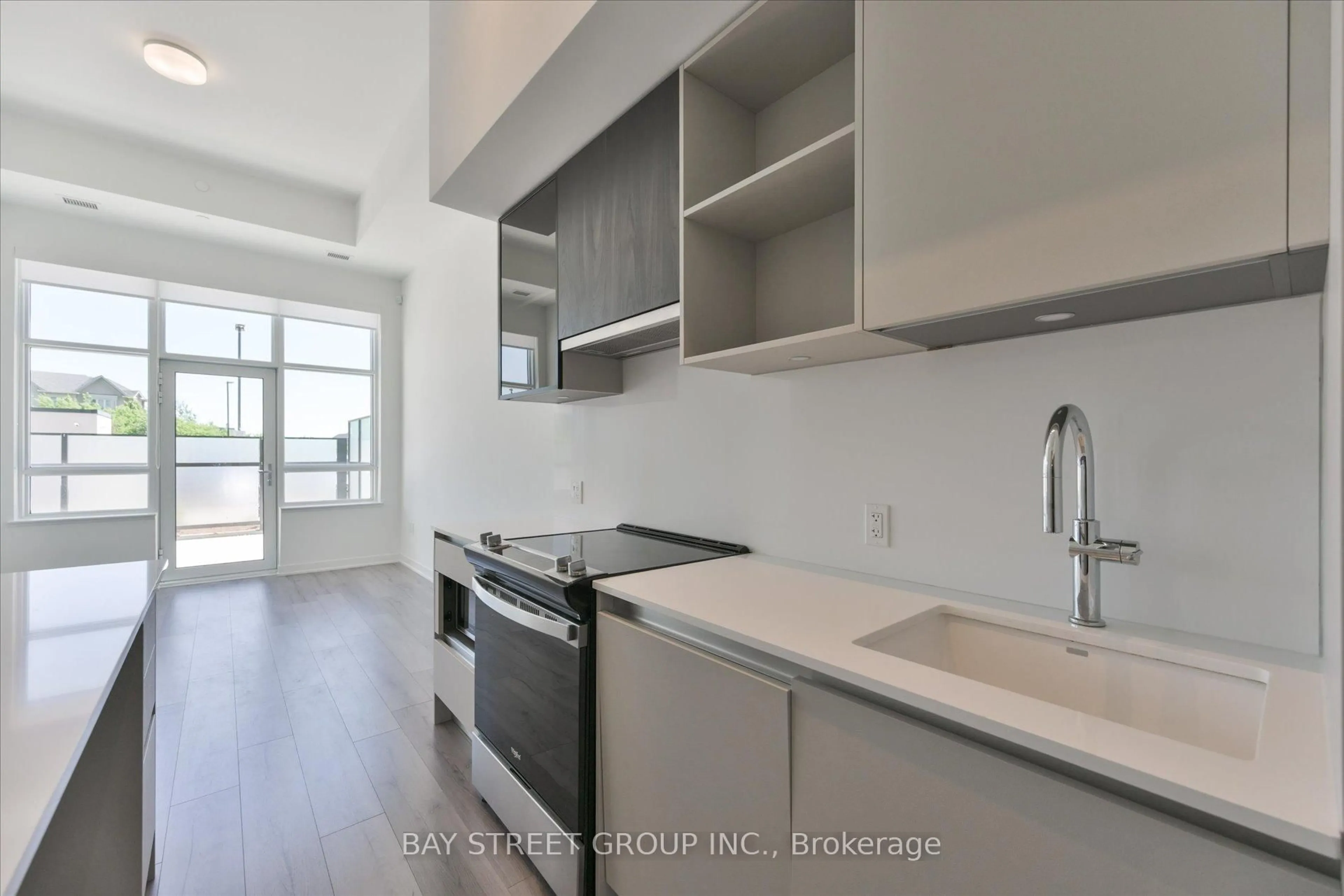 Unknown for 395 Dundas St #130, Oakville Ontario L6M 5R8