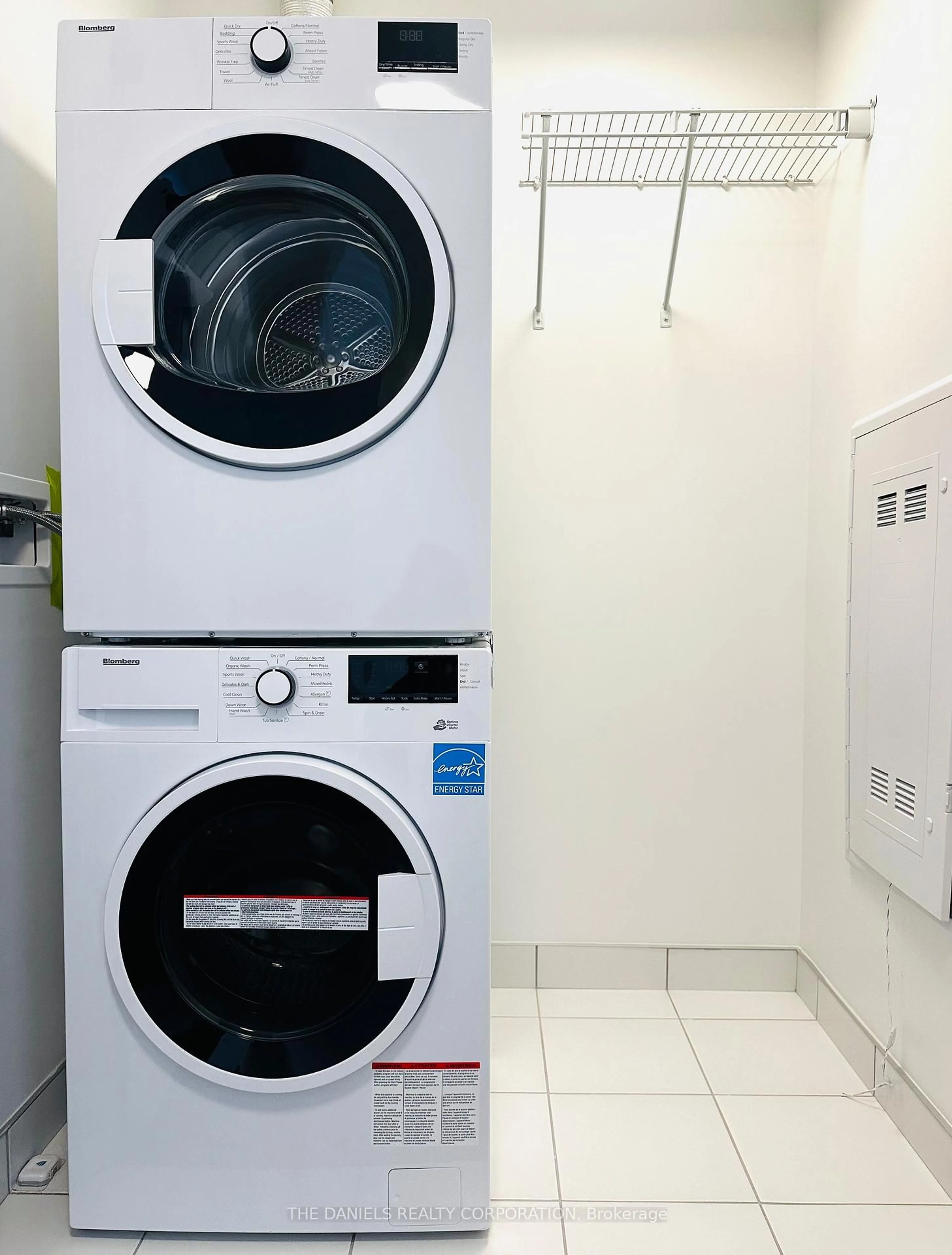 Laundry room for 2485 Eglinton Ave #714, Mississauga Ontario L5M 2T1