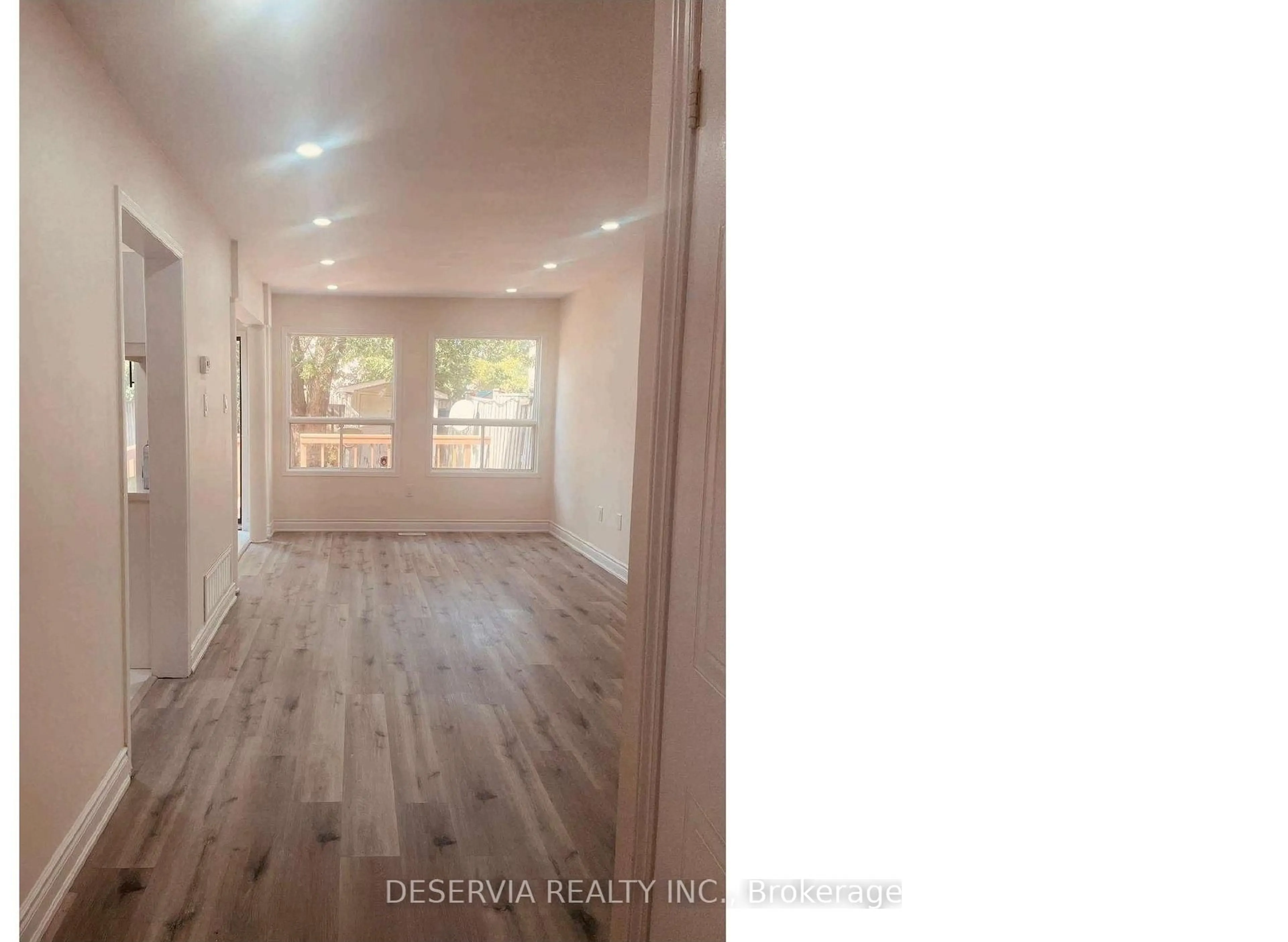 A pic of a room for 60 Cedarwood Cres, Brampton Ontario L6X 4J9