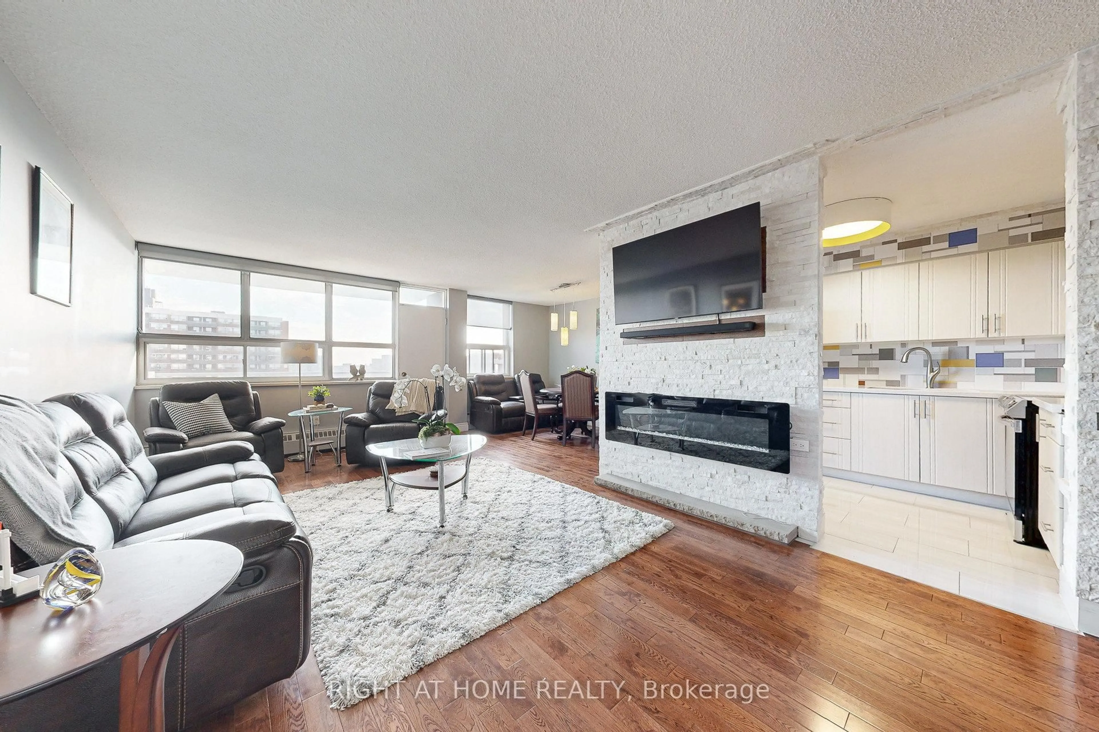 Living room with furniture, unknown for 151 LaRose Ave #907, Toronto Ontario M9P 1B3