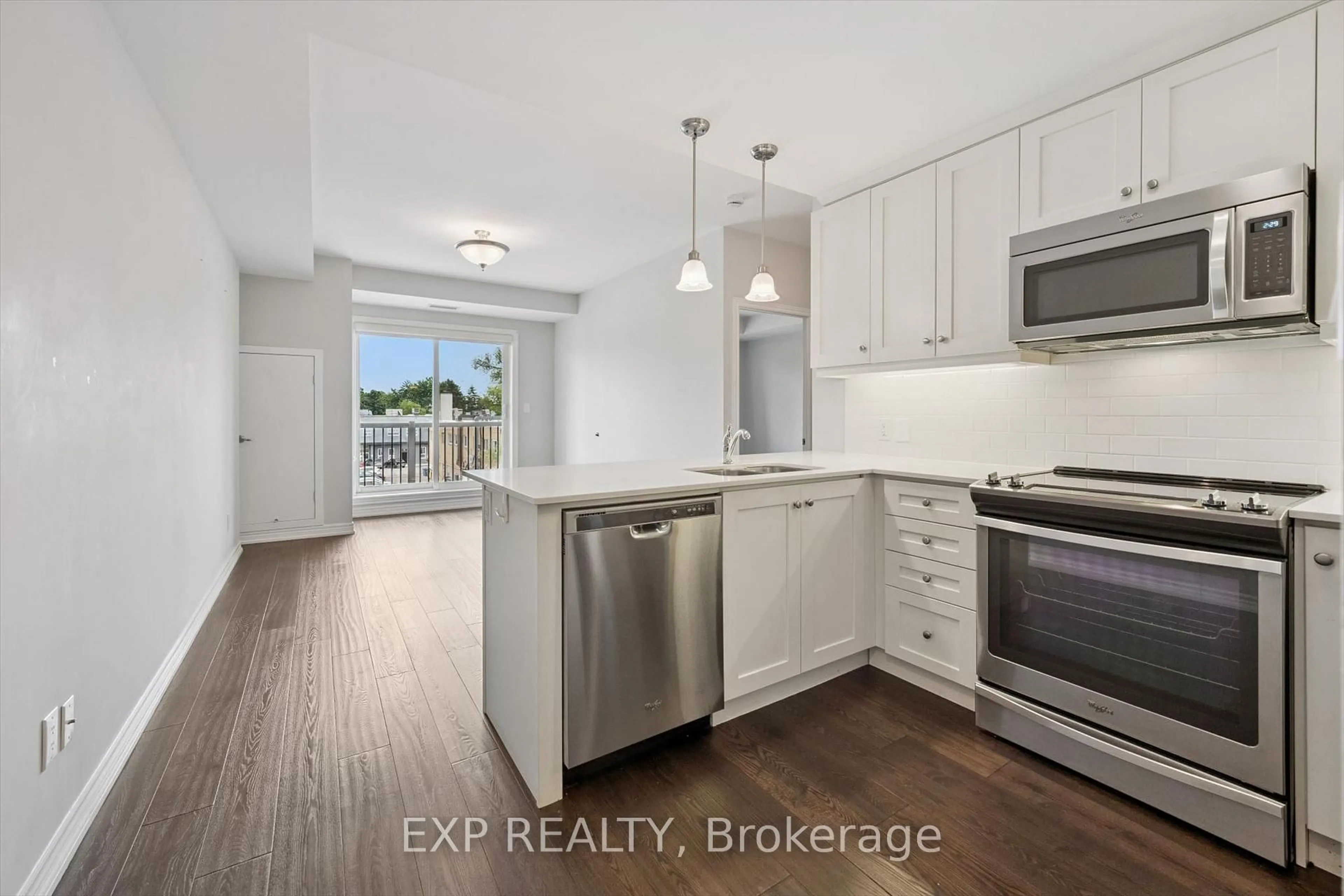 Open concept kitchen, unknown for 73 Washington Ave #302, Oakville Ontario L6K 1W5