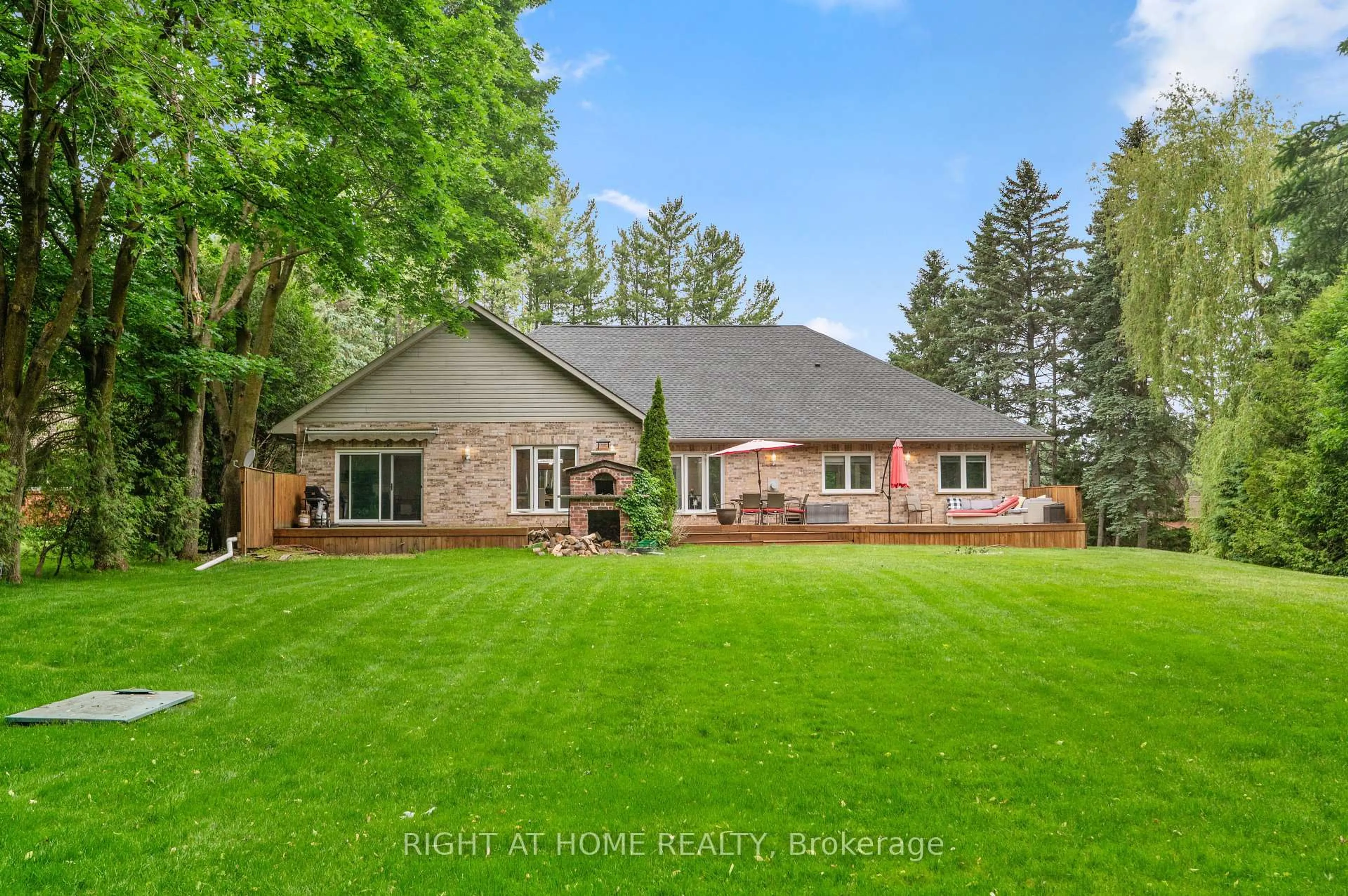 A pic from outside/outdoor area/front of a property/back of a property/a pic from drone, water/lake/river/ocean view for 17 Alanavale Rd, Caledon Ontario L7K 0T1