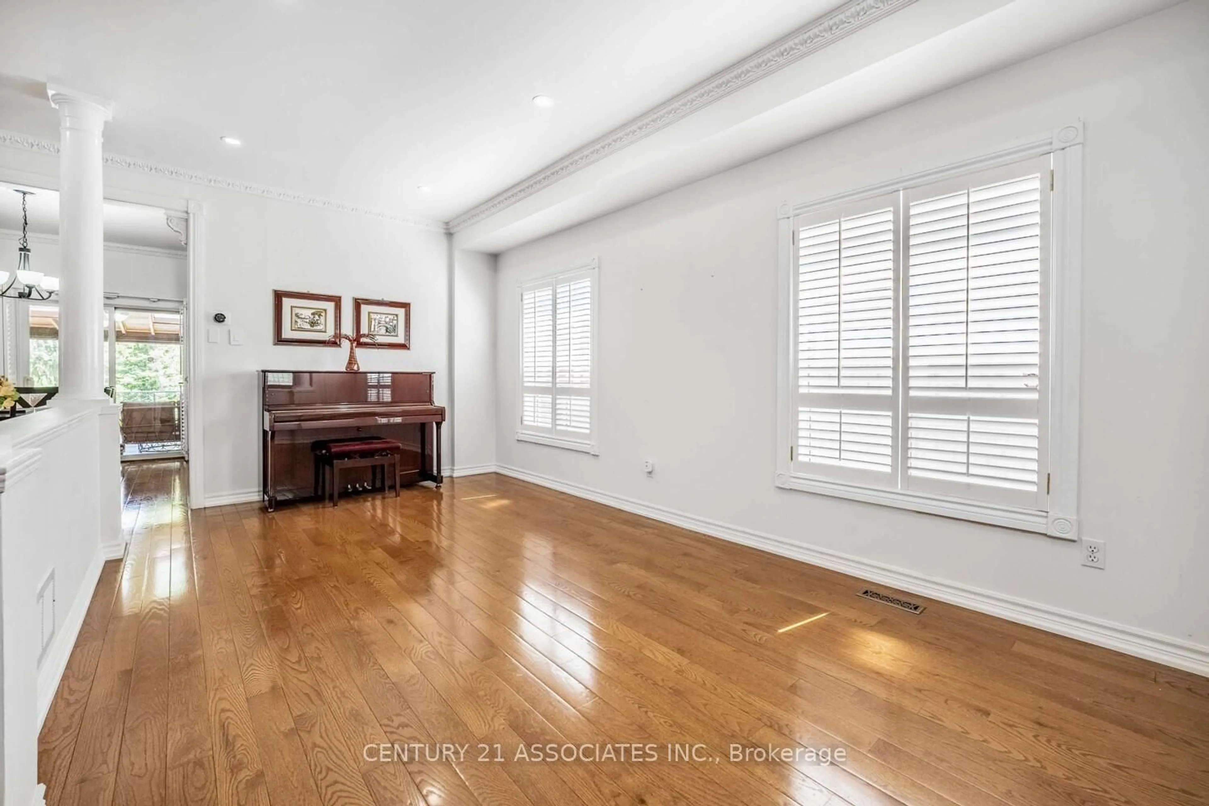 A pic of a room for 7211 Magistrate Terr, Mississauga Ontario L5W 1T6
