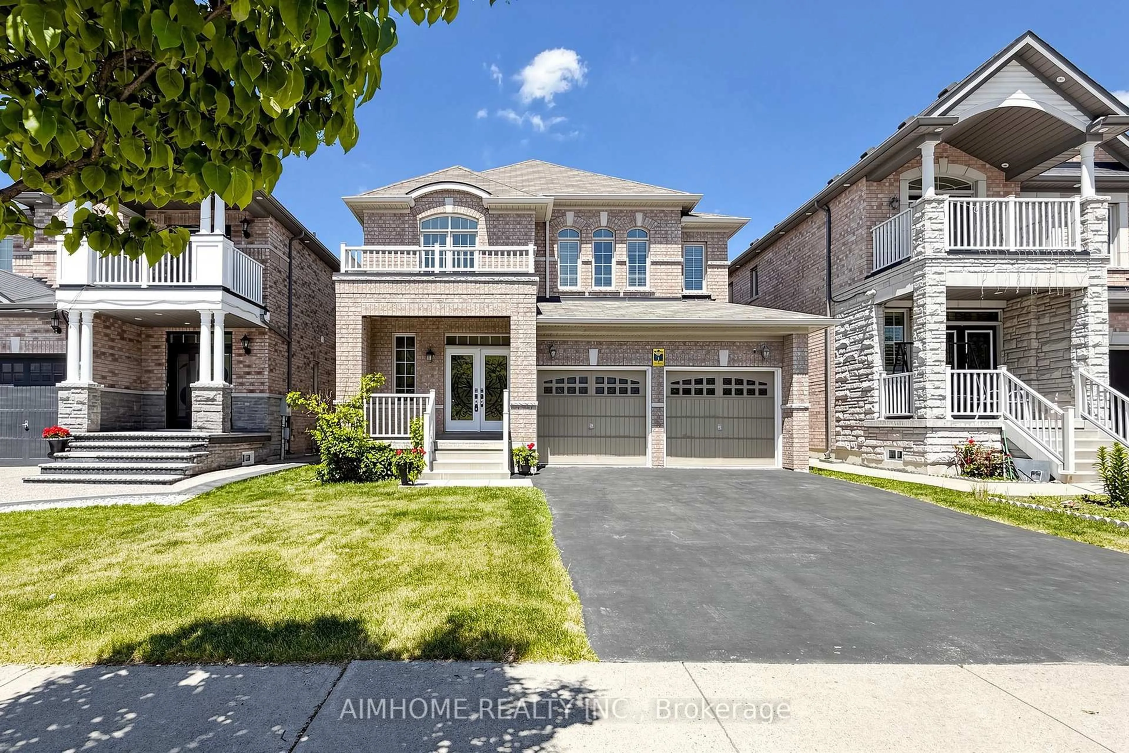 Home with brick exterior material, street for 6 Valerian St, Brampton Ontario L6P 3N9