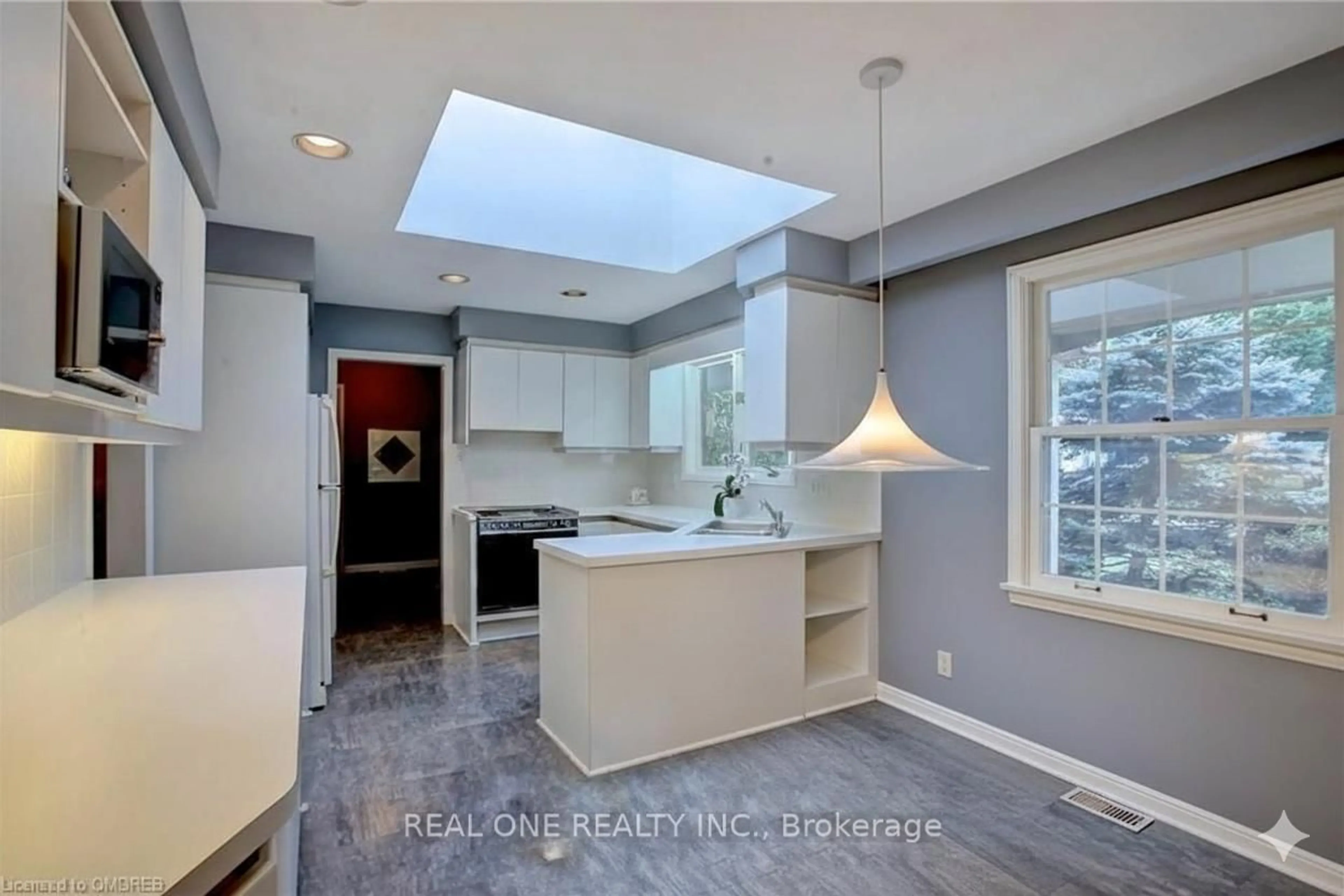 Unknown for 262 Cardinal Dr, Oakville Ontario L6J 4P2
