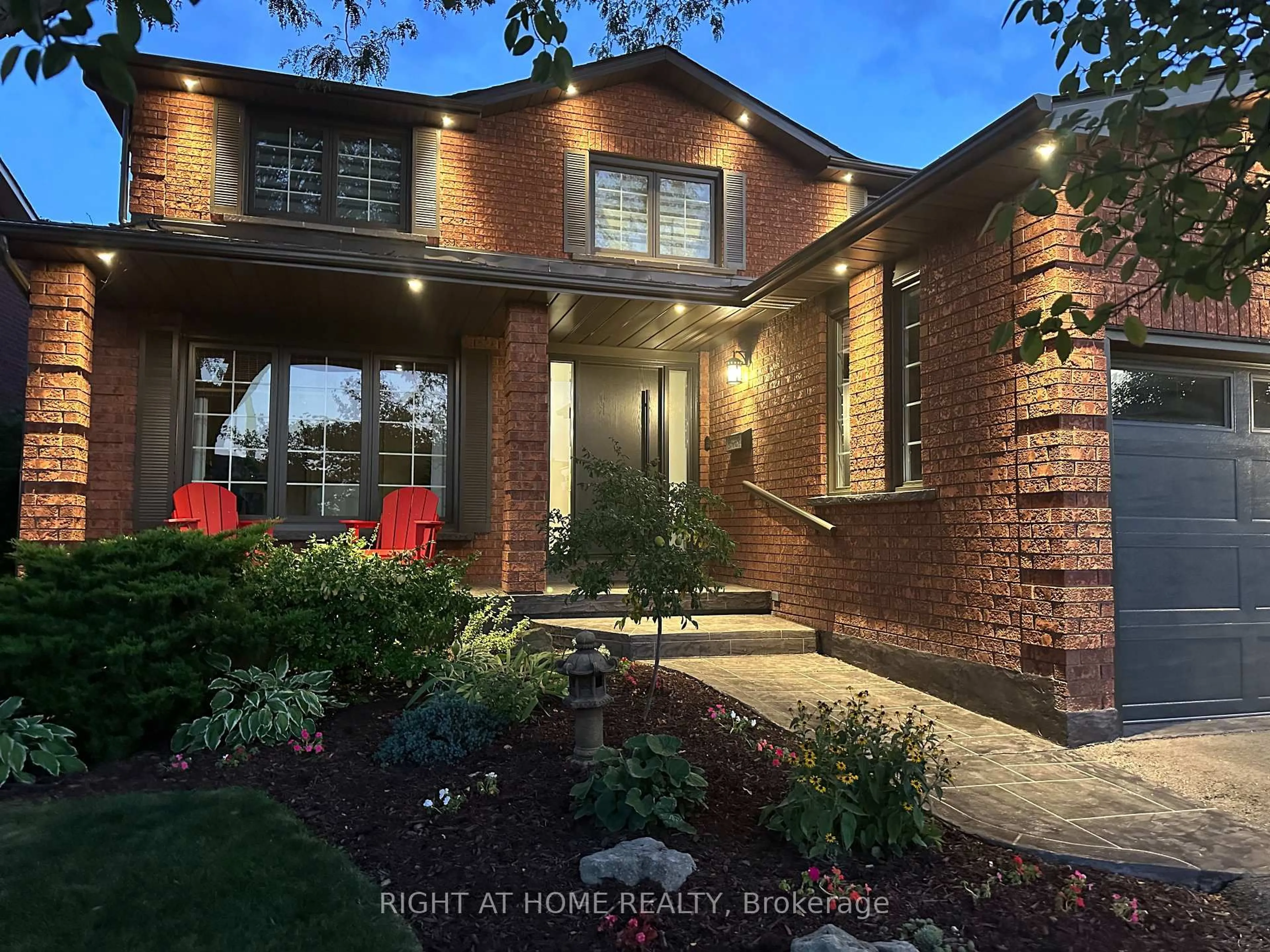Home with brick exterior material, street for 1986 Roy Ivor Cres, Mississauga Ontario L5L 3N8