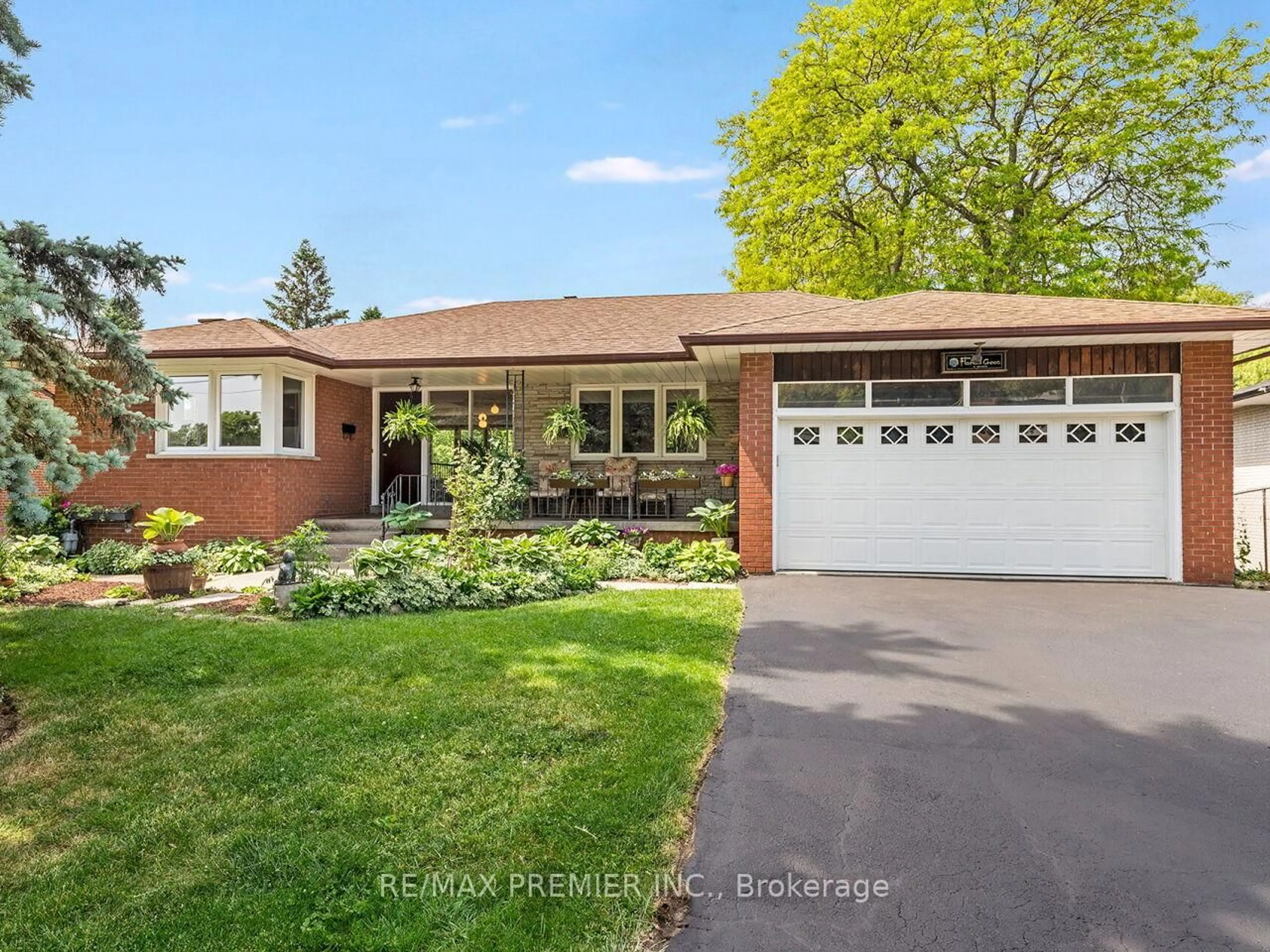 Home with brick exterior material, street for 41 Florida Cres, Toronto Ontario M9M 1P4