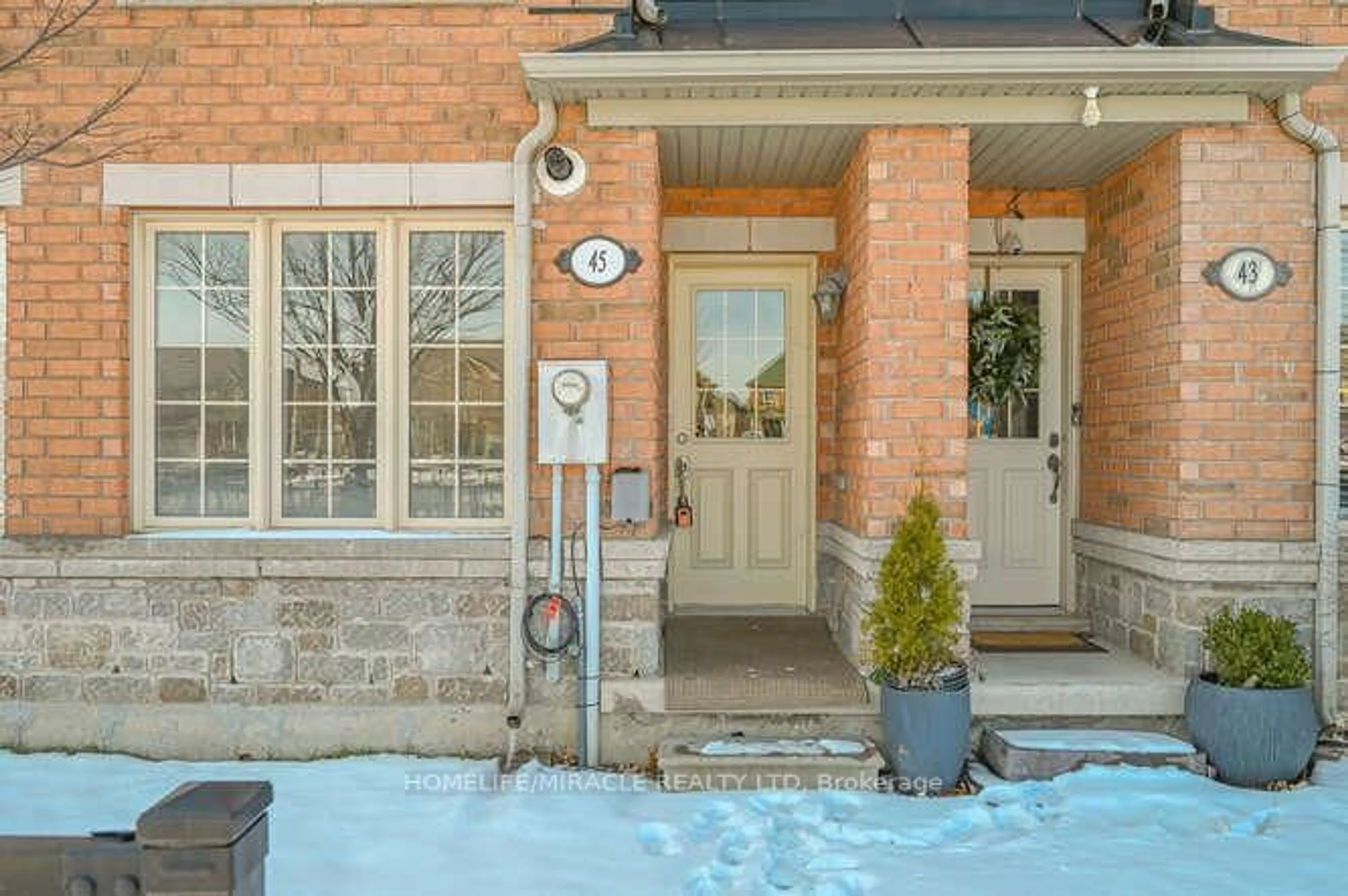 Unknown for 45 Peach Dr, Brampton Ontario L6R 0W6