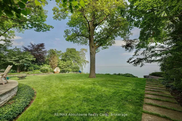 350 King St, Oakville 3