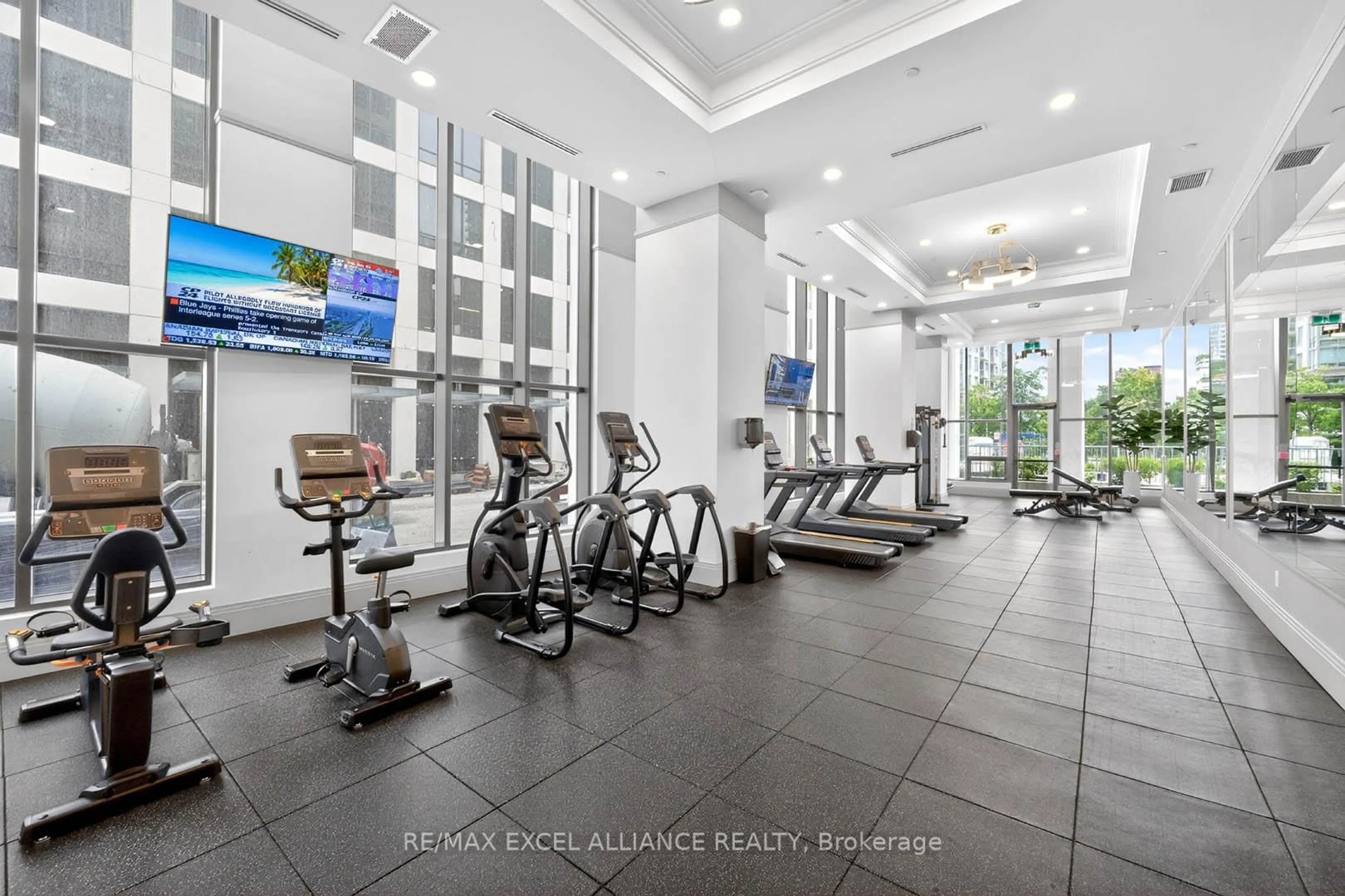 Gym or fitness room for 30 Elm Dr #1311, Mississauga Ontario L5B 0N6