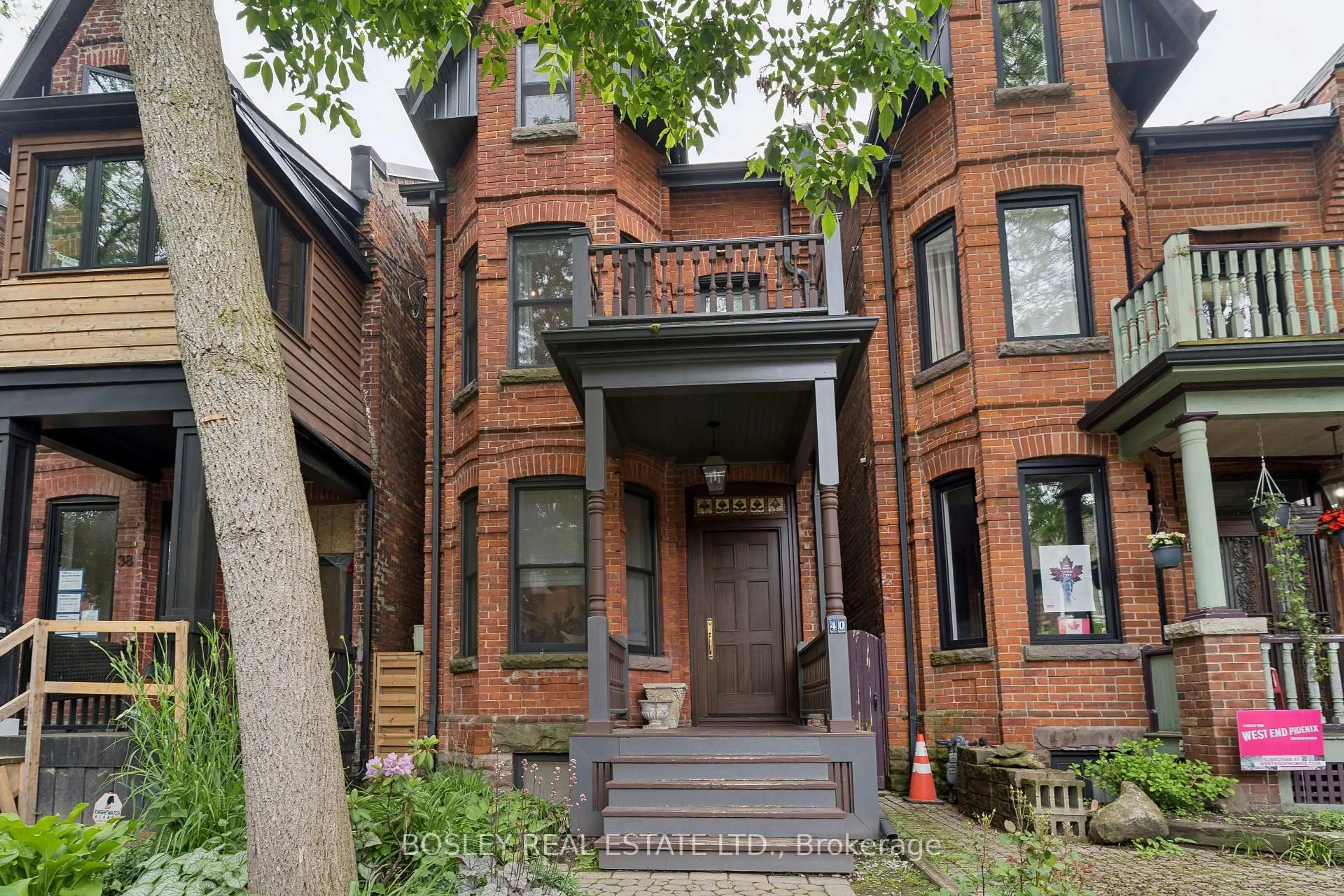 Home with brick exterior material, street for 40 Fuller Ave, Toronto Ontario M6R 2C3