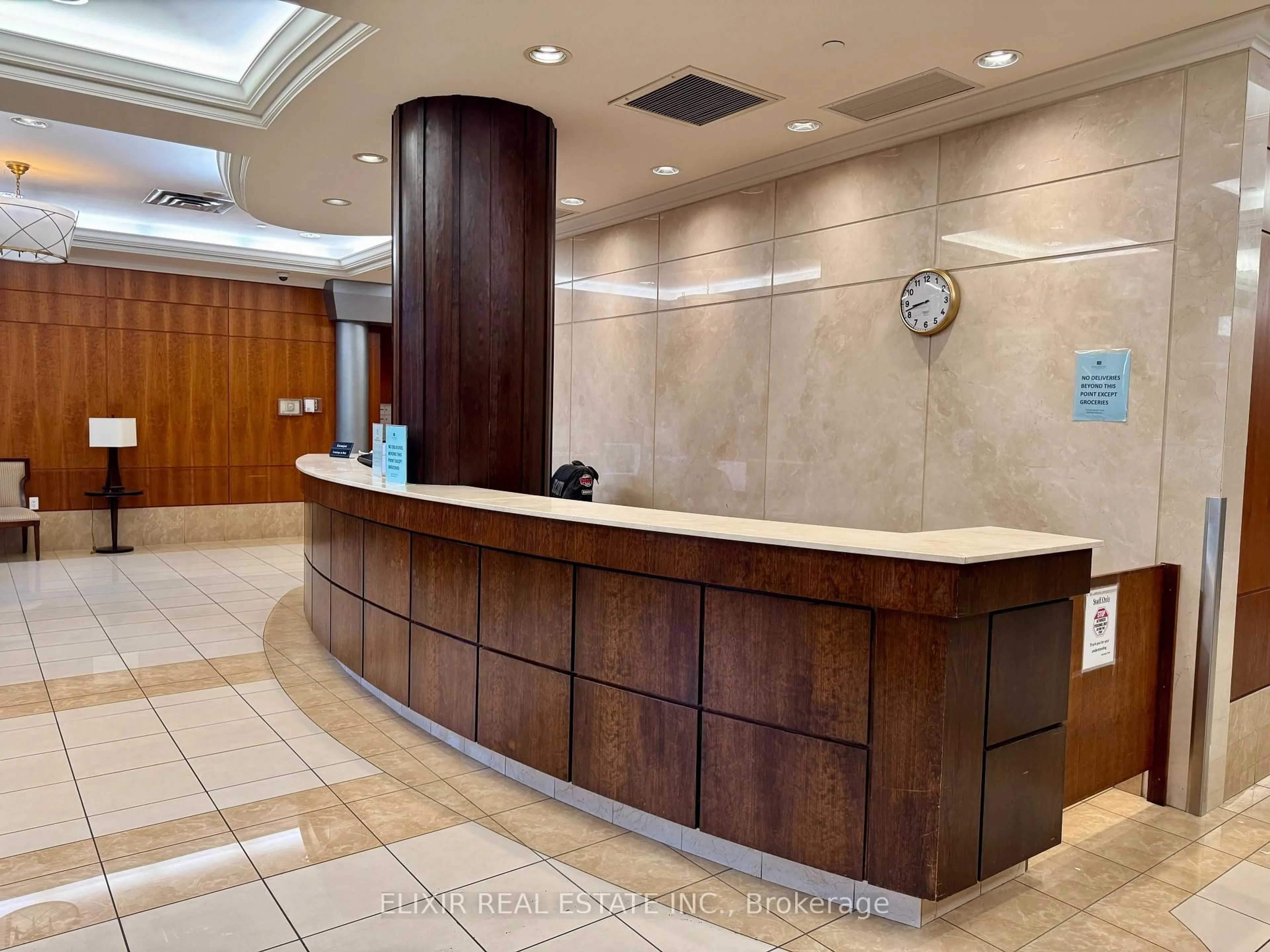 Lobby for 55 Strathaven Dr #1006, Mississauga Ontario L5R 4G9