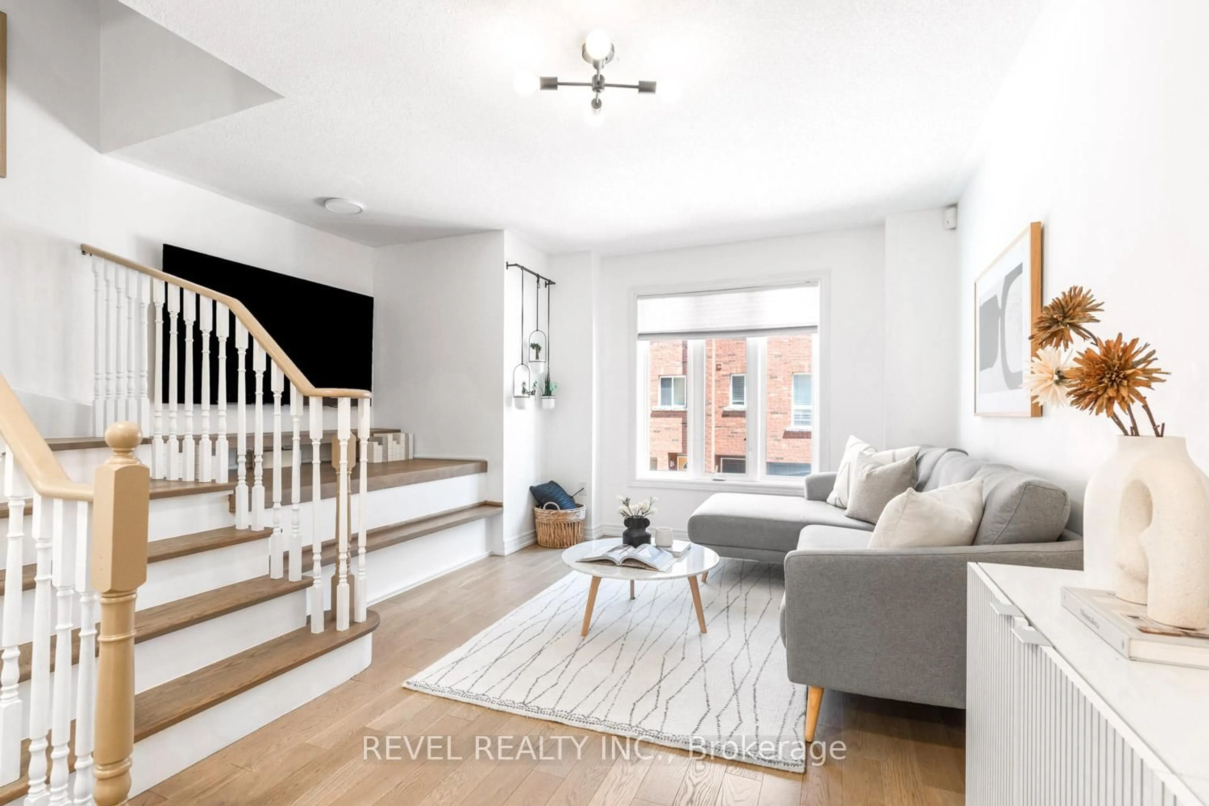 Living room with furniture, unknown for 8 Grogan Mews, Toronto Ontario M6H 4J9