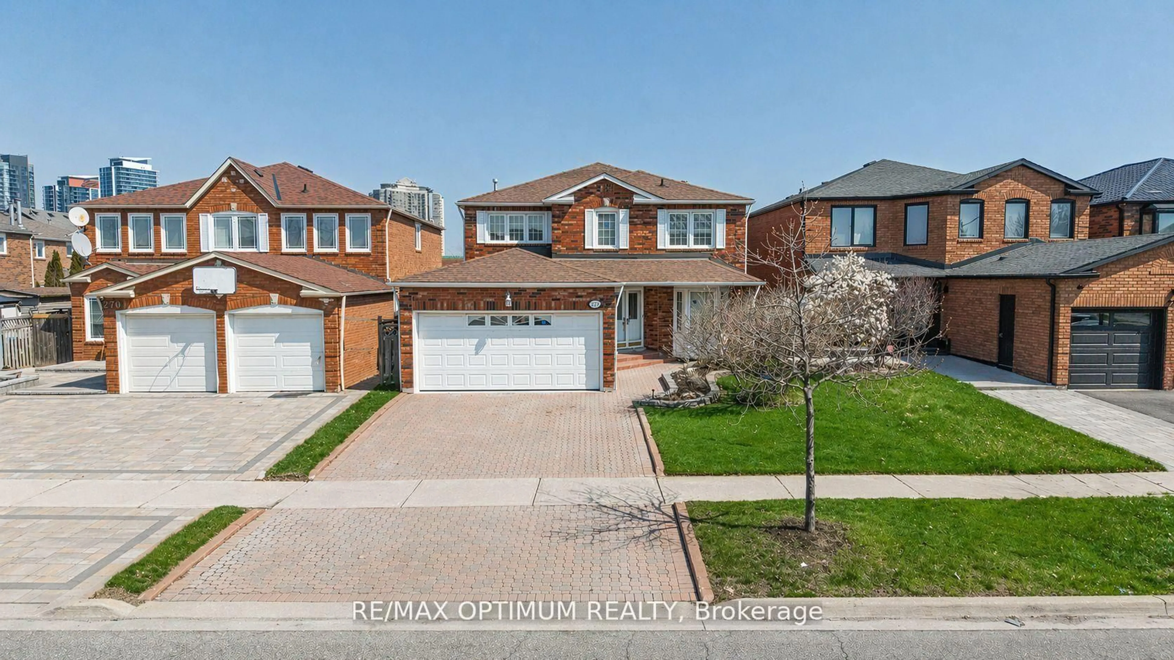 Home with brick exterior material, street for 274 Ceremonial Dr, Mississauga Ontario L5R 2N8