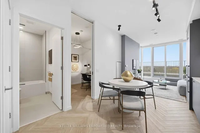 689 The Queensway St #818, Toronto 4