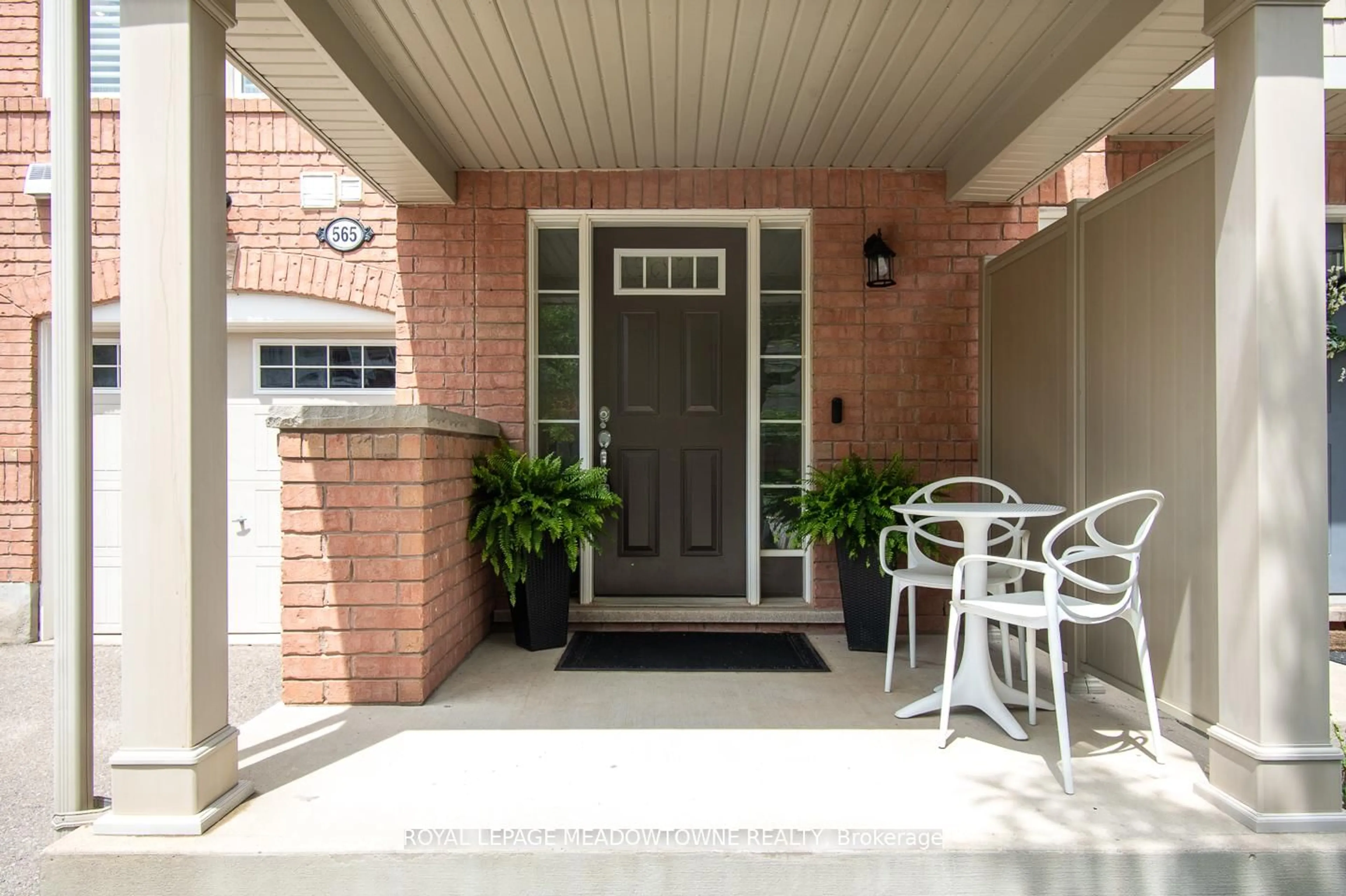 Unknown for 565 Pharo Pt, Milton Ontario L9T 8H6