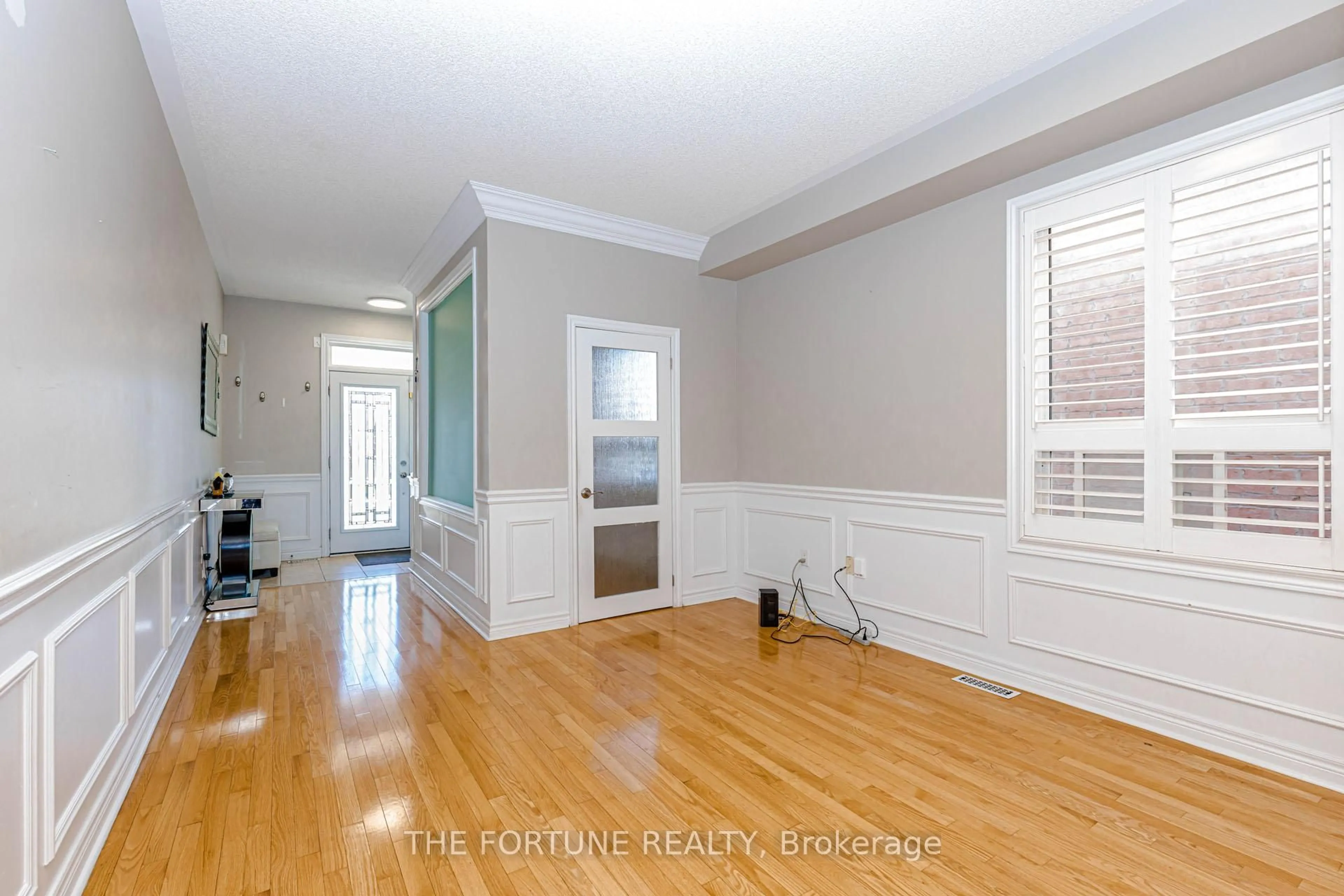 A pic of a room for 30 Cedarsprings Way, Brampton Ontario L6R 0W1