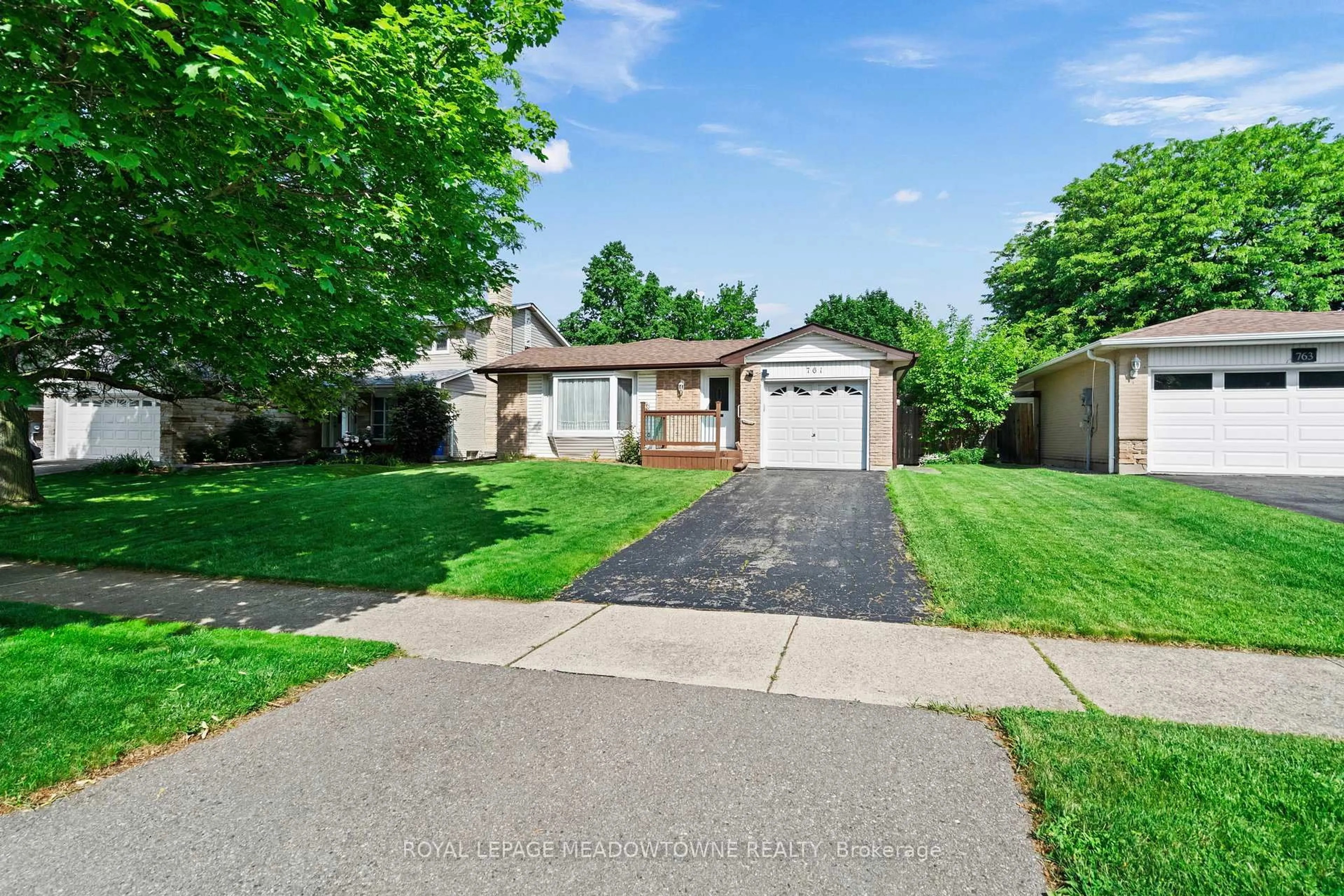 Unknown for 761 Banting Crt, Milton Ontario L9T 3M4