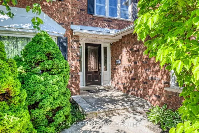 1311 Blackburn Dr, Oakville 5