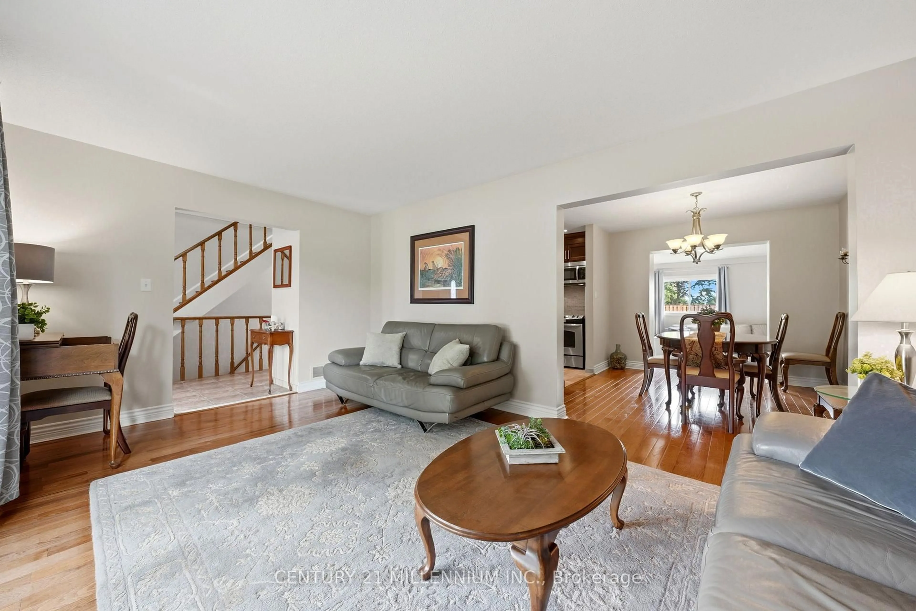 Living room with furniture, unknown for 46 Dunblaine Cres, Brampton Ontario L6T 3H2