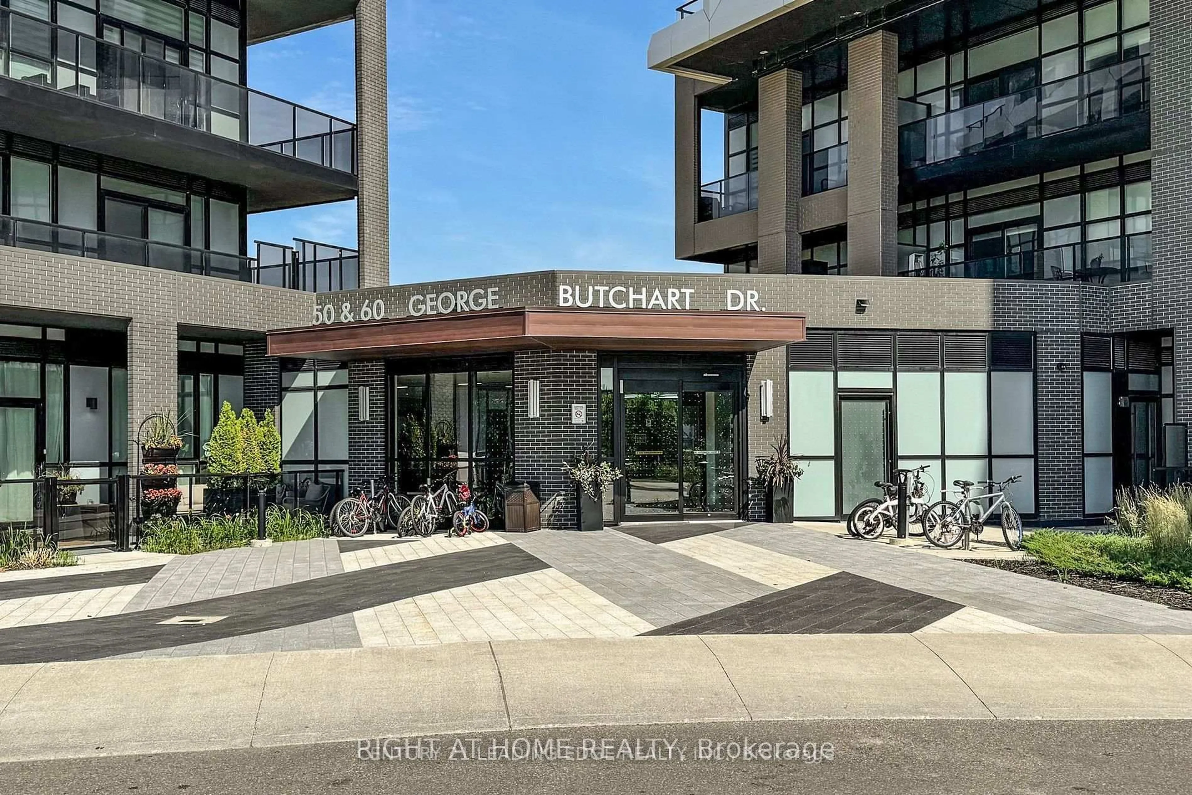 Unknown for 50 George Butchart Dr #507, Toronto Ontario M3M 2H3