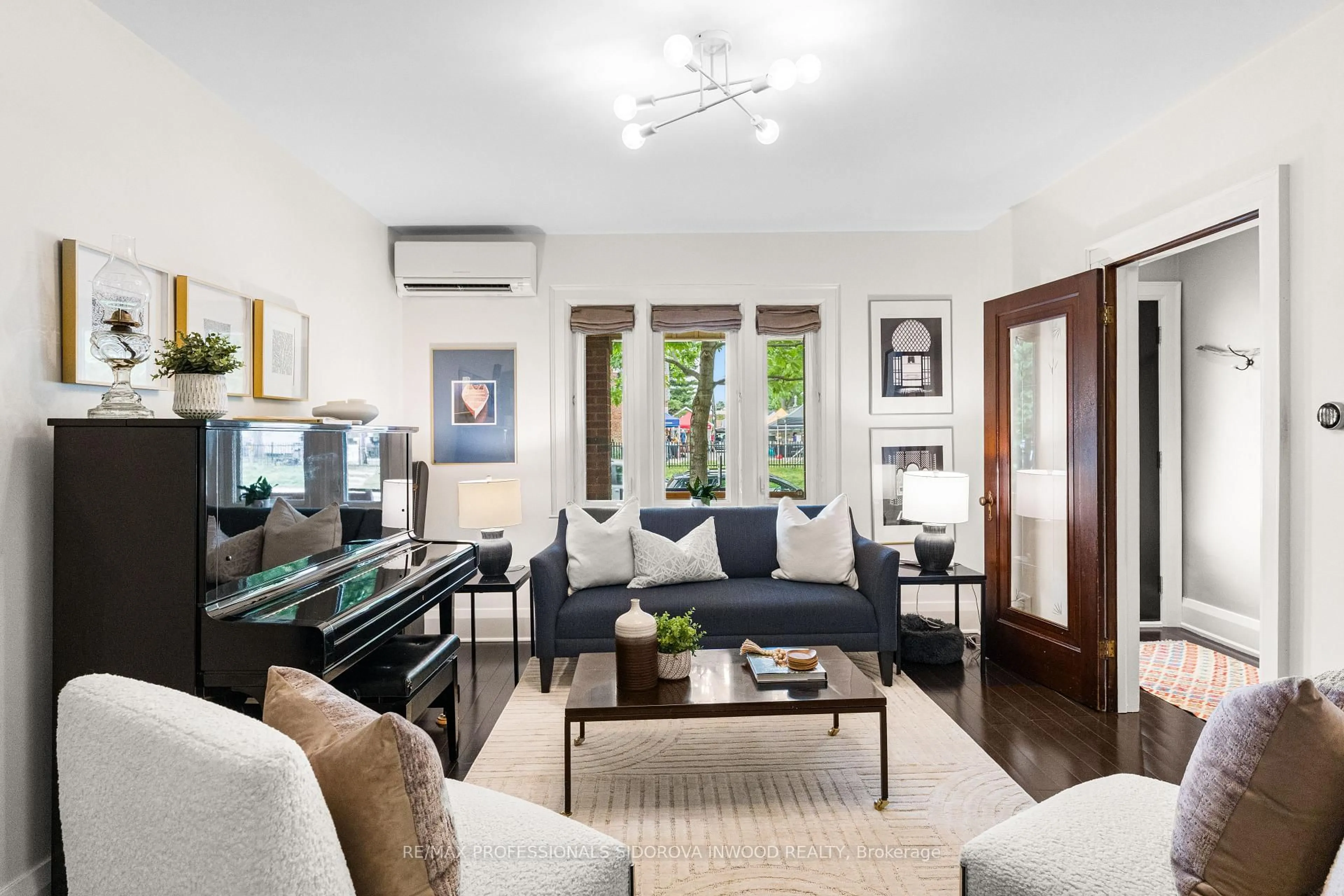 Living room with furniture, unknown for 685 Annette St, Toronto Ontario M6S 2C9