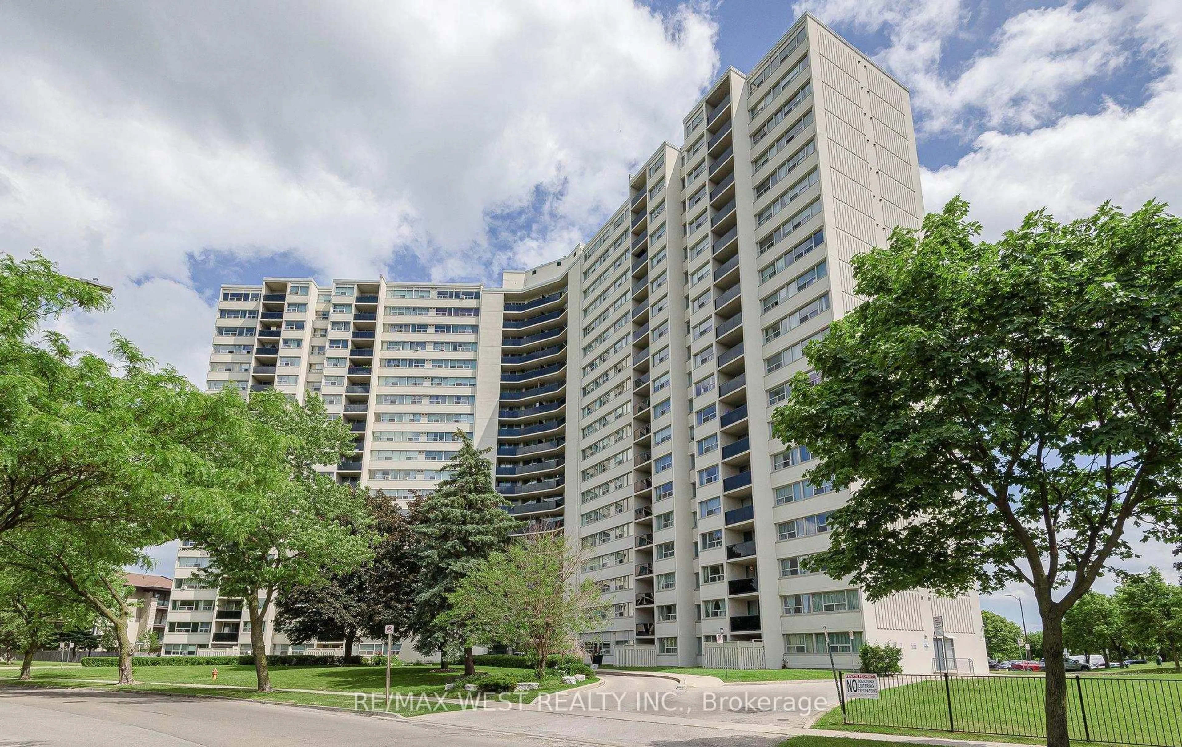 Unknown for 530 Lolita Gdns #1407, Mississauga Ontario L5A 3T2