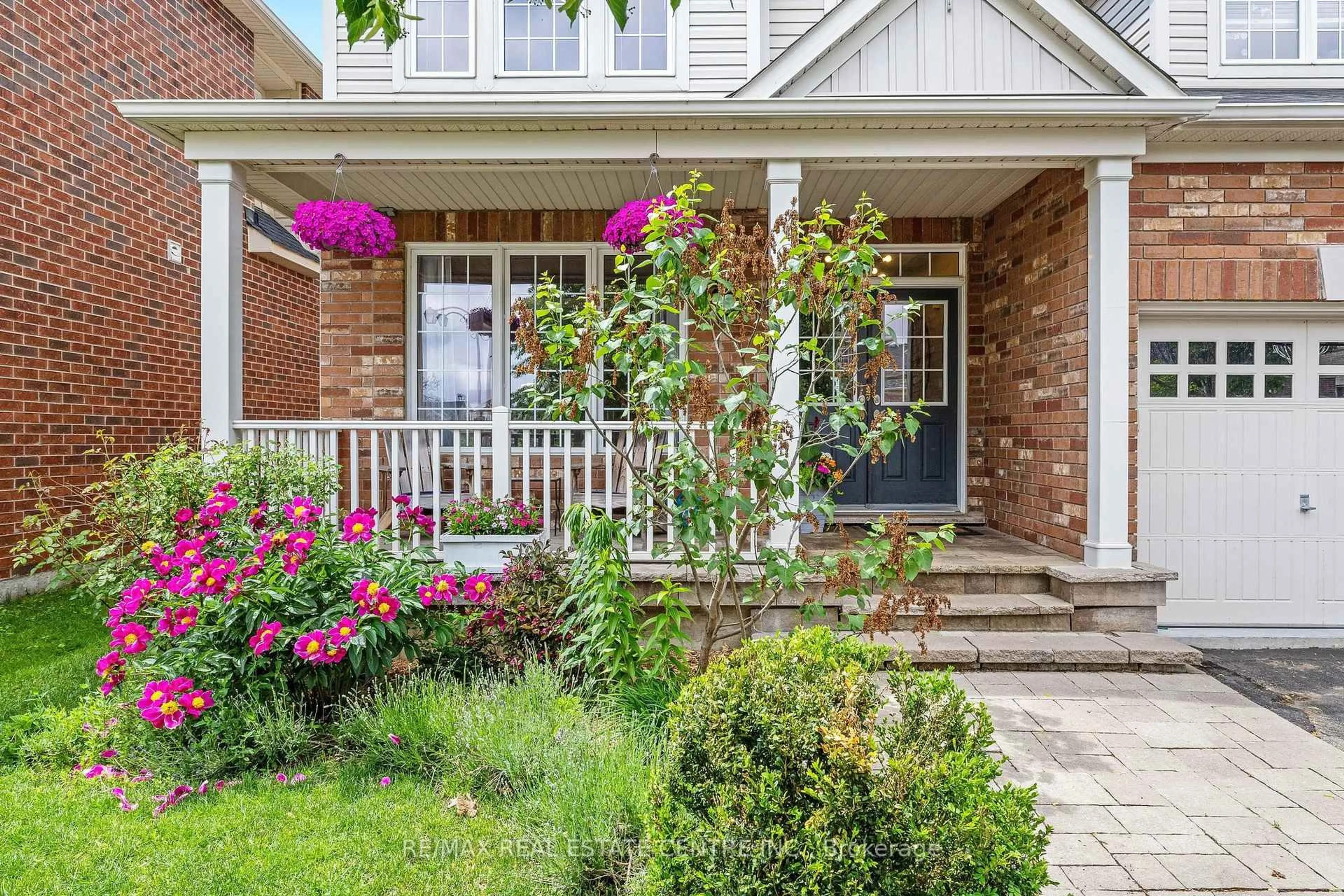 Home with brick exterior material, street for 728 Reece Crt, Milton Ontario L9T 0X4