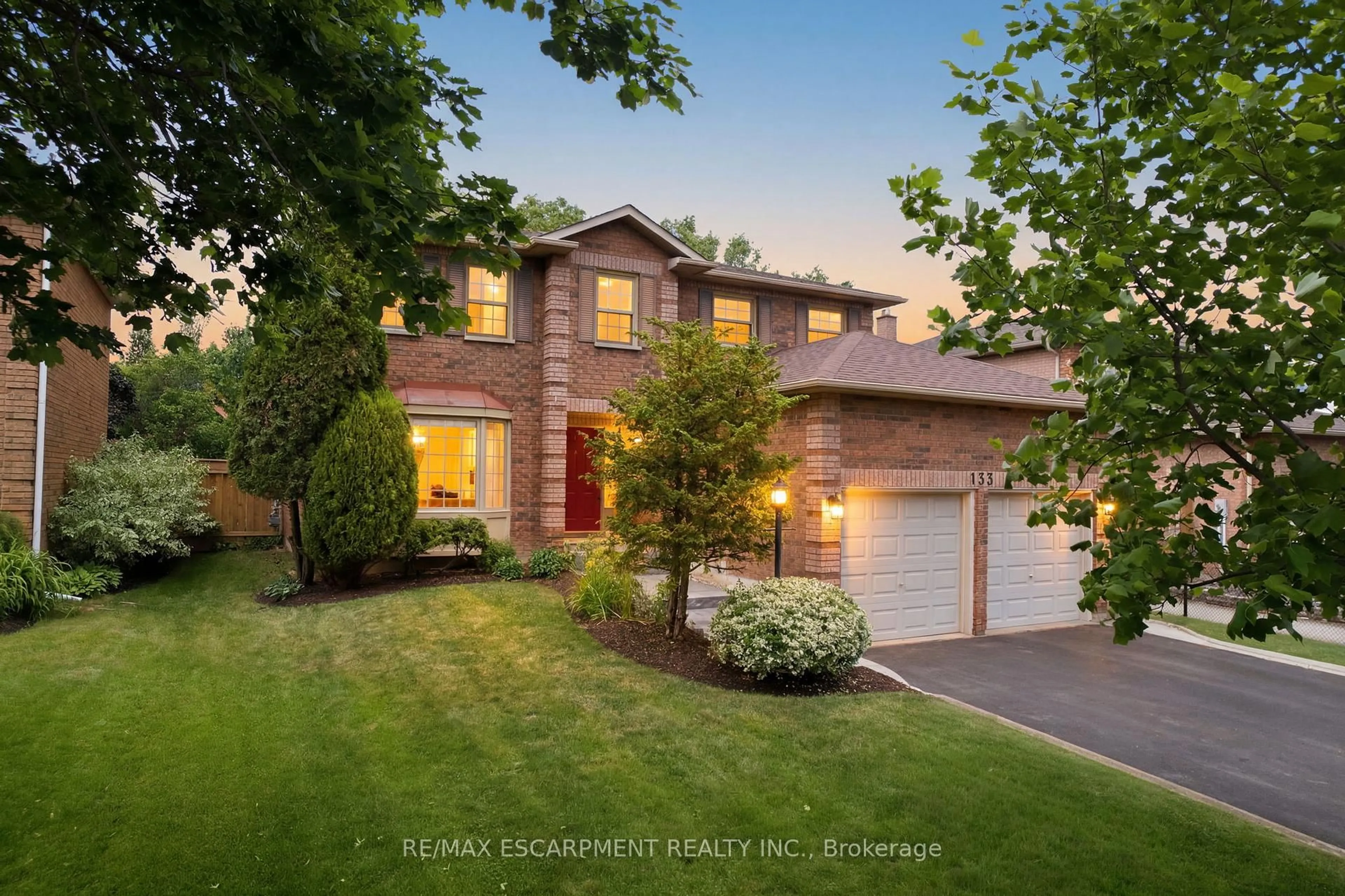 Home with brick exterior material, street for 133 Warner Dr, Oakville Ontario L6L 6G7