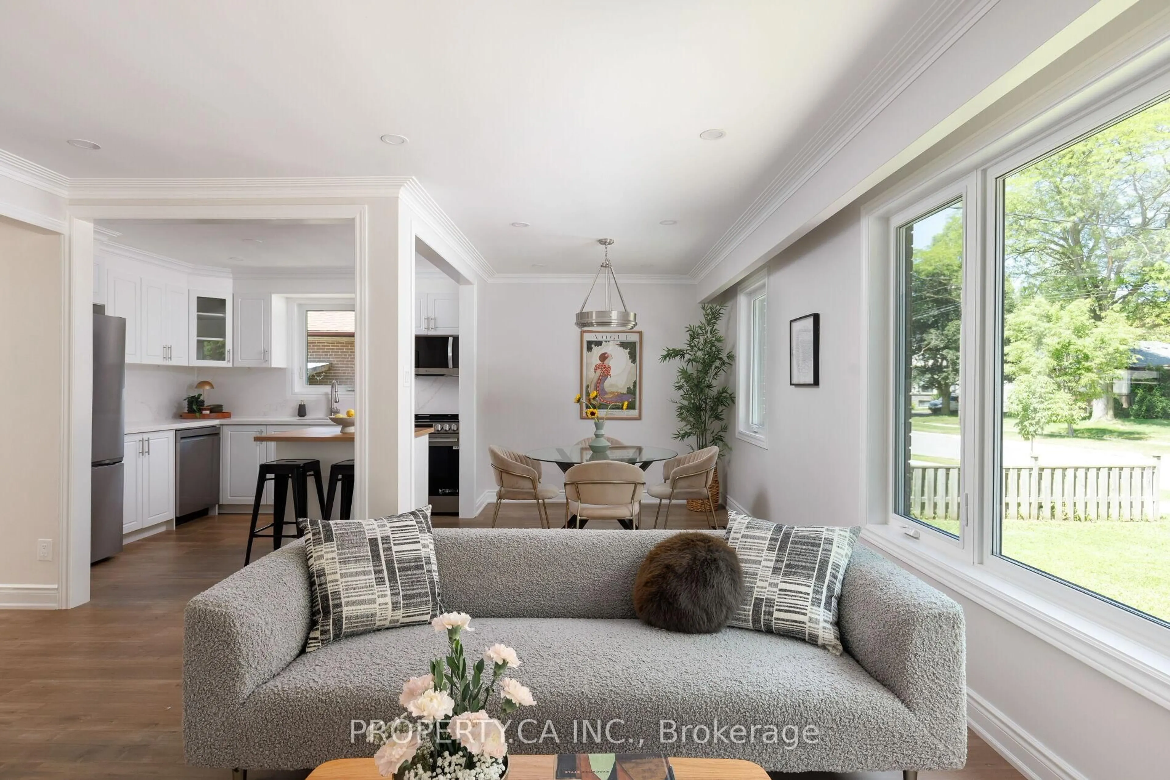 Living room with furniture, unknown for 18 Alhart Dr, Toronto Ontario M9V 2M9