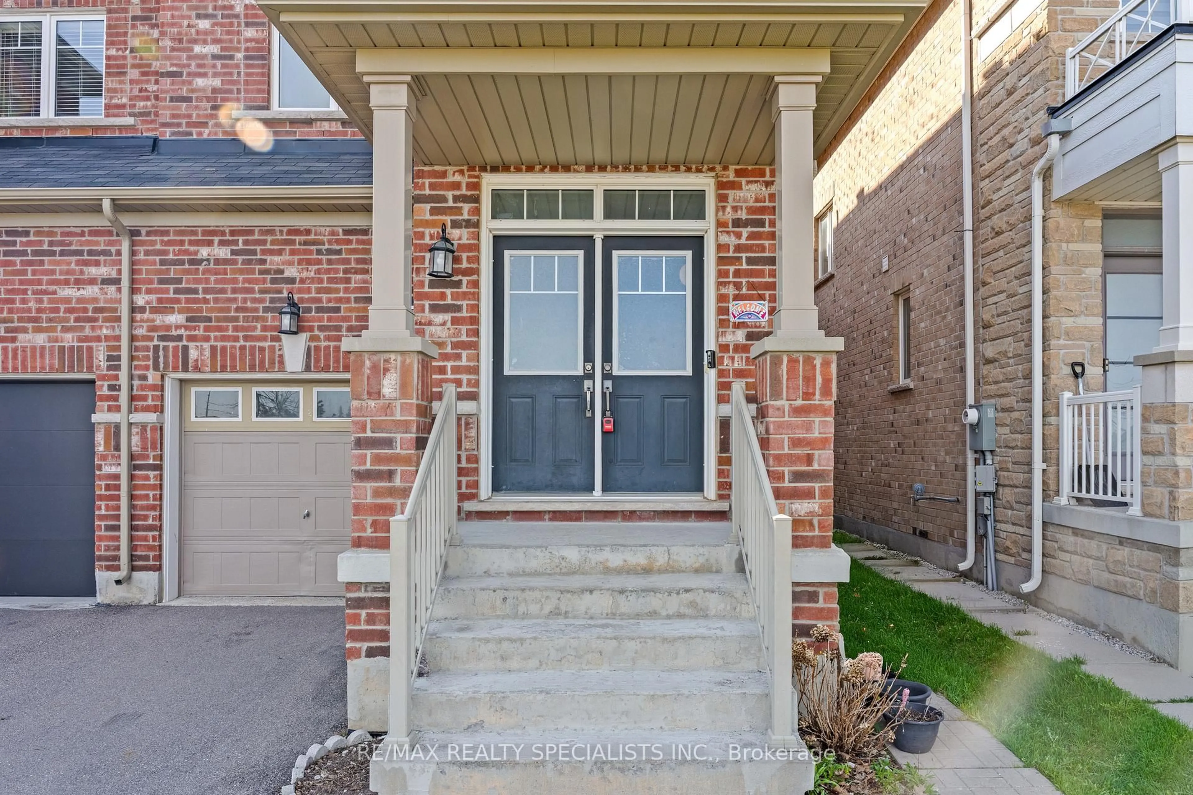 Home with brick exterior material, street for 67 Baffin Cres, Brampton Ontario L7A 4L1