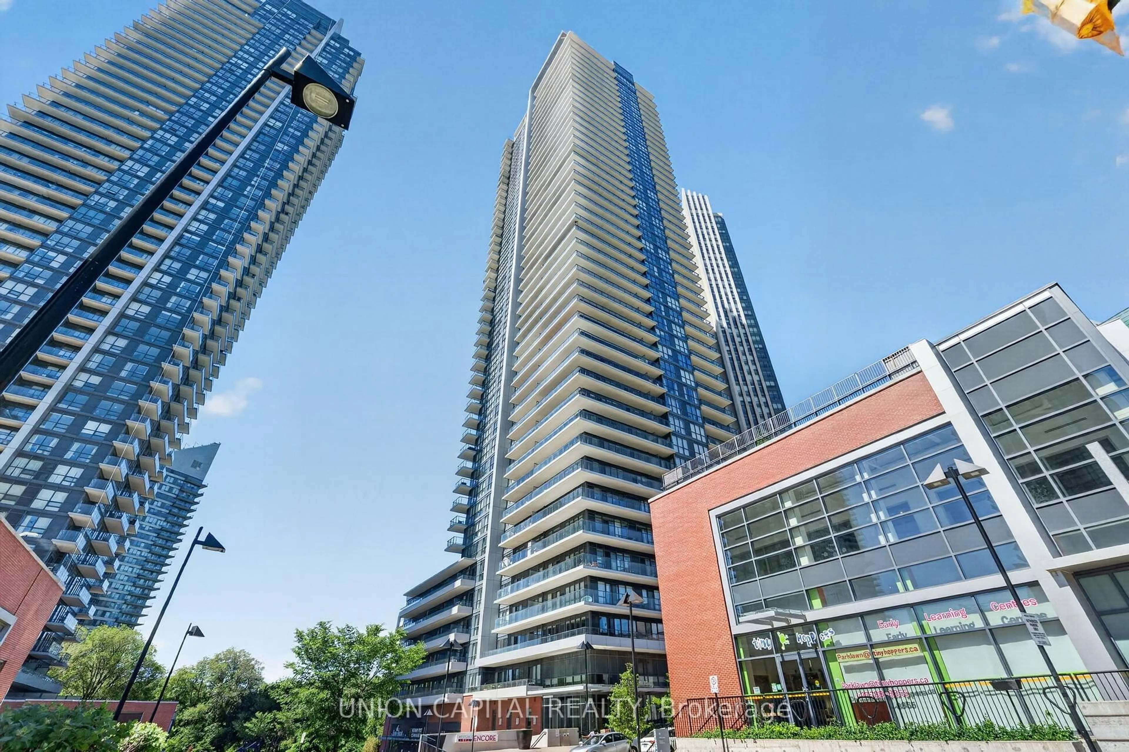 Unknown for 10 Parklawn Rd #714, Toronto Ontario M8V 0H9