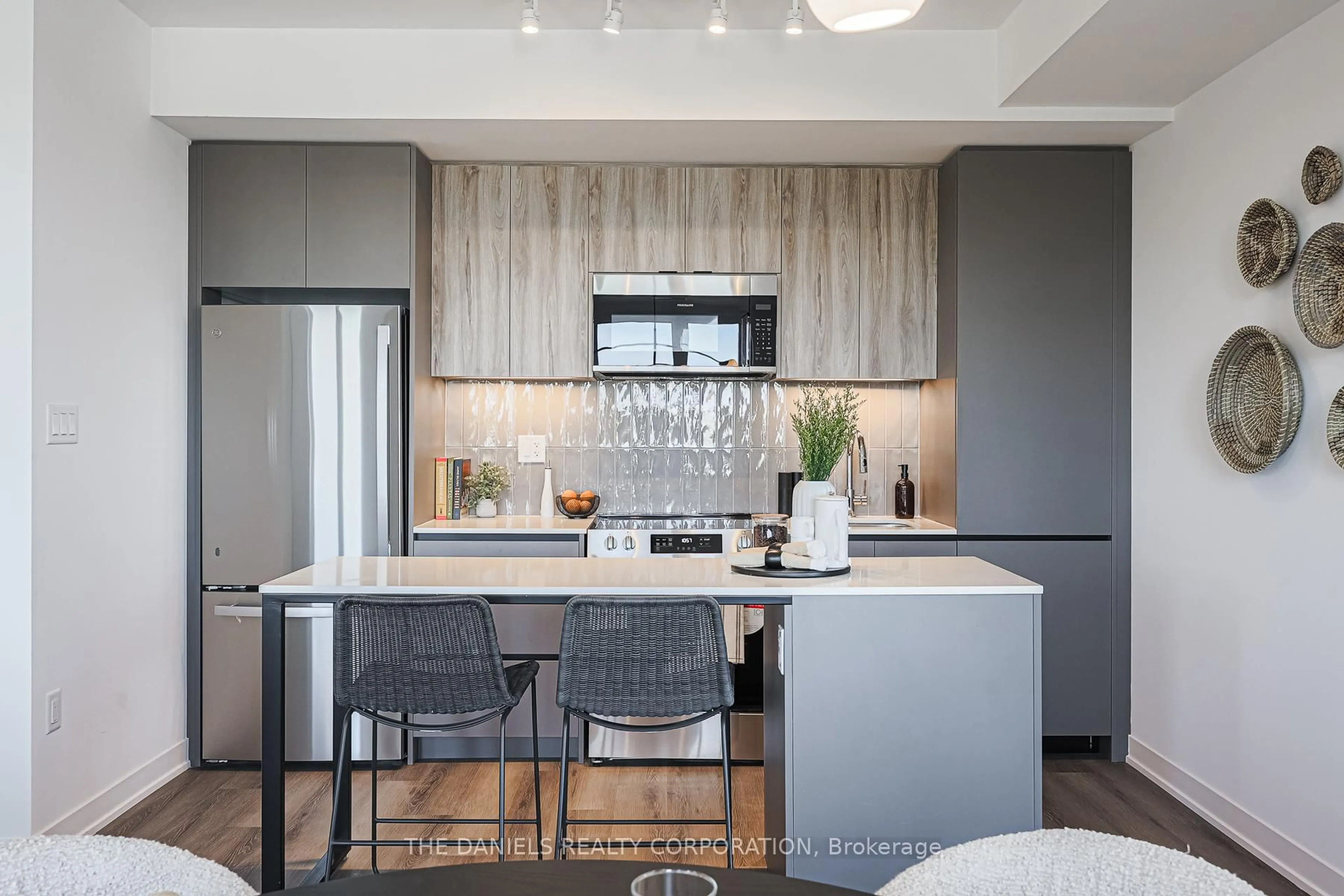 Contemporary kitchen, unknown for 70 All Nations Dr #233, Brampton Ontario L7A 5M4