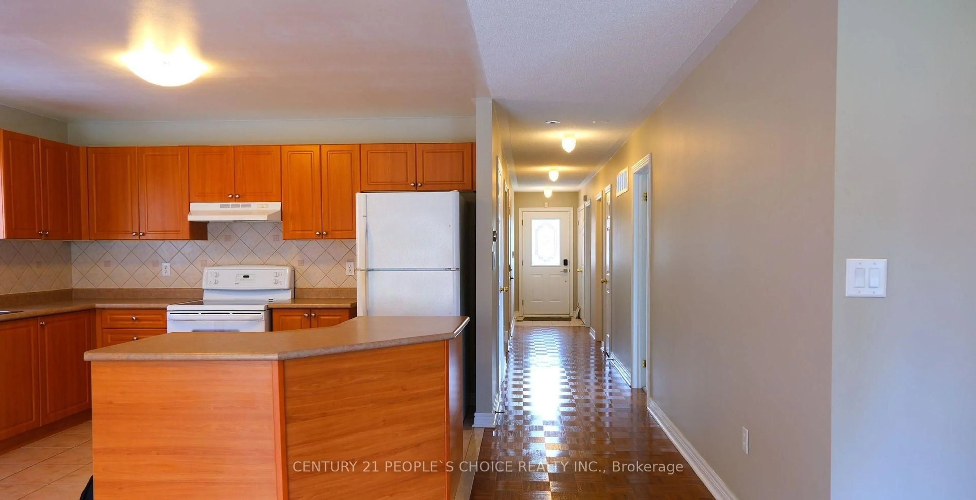Standard kitchen, unknown for 331 Centennial Forest Dr Dr, Milton Ontario L9T 5X4