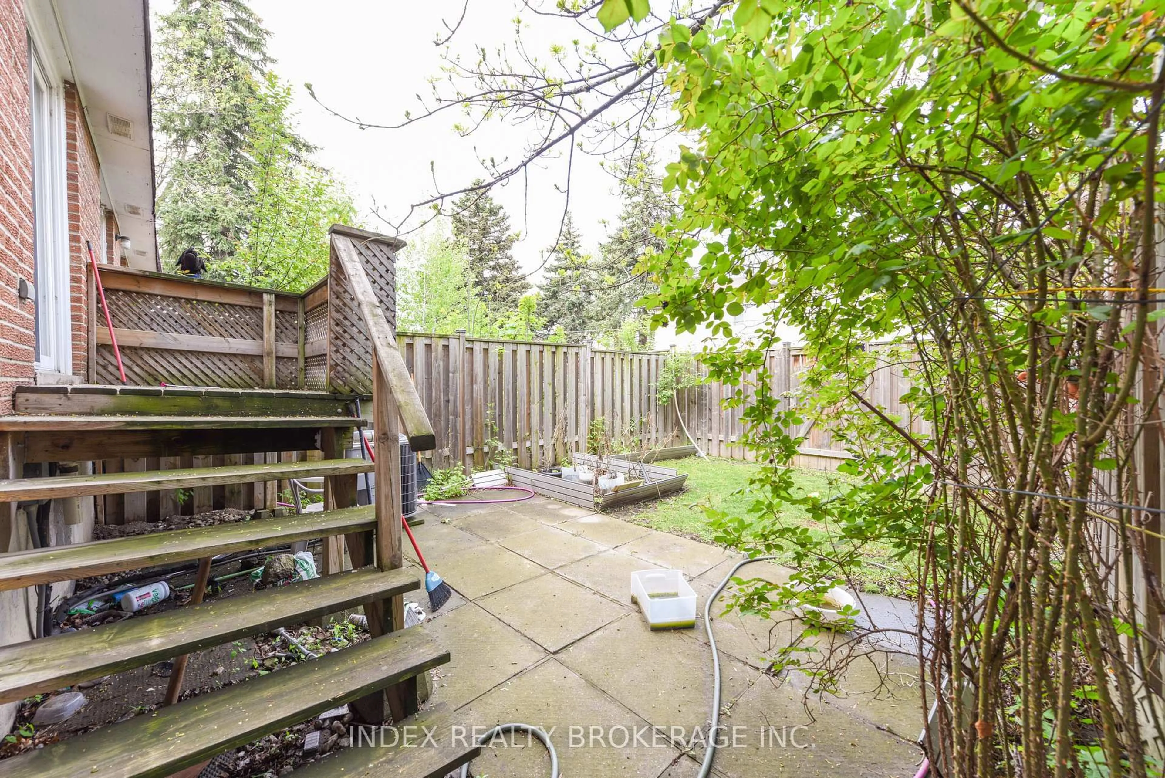 Patio, forest/trees view for 7475 Goreway Dr #50, Mississauga Ontario L4T 3T3