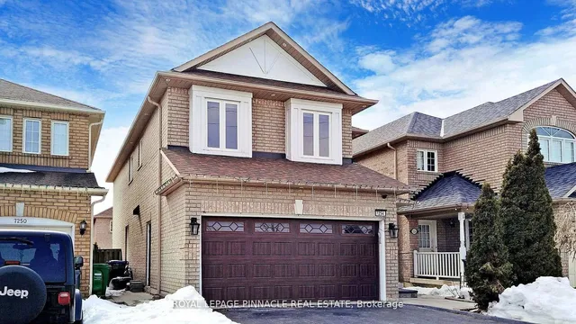 7254 Dime Cres, Mississauga 2