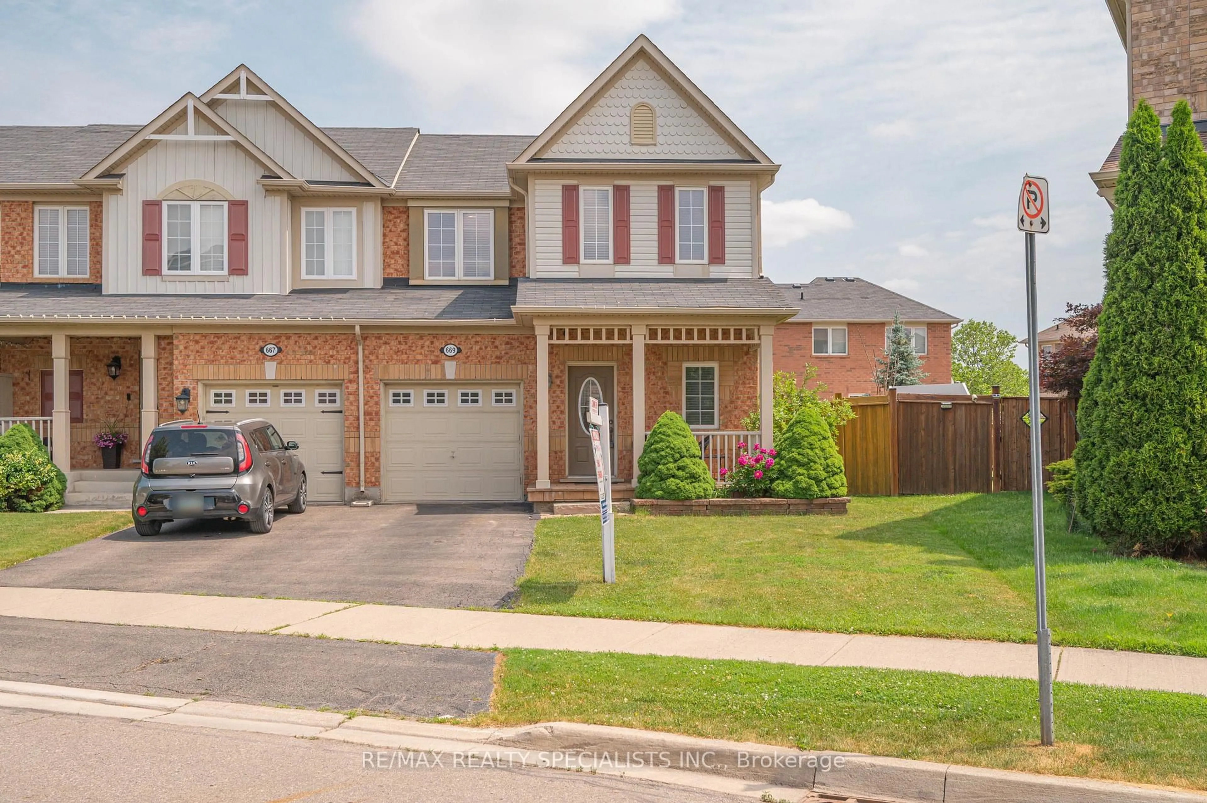 Unknown for 669 Gervais Terr, Milton Ontario L9T 7R9