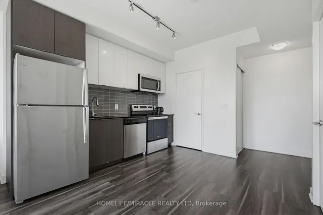 859 The Queensway #605, Toronto 5